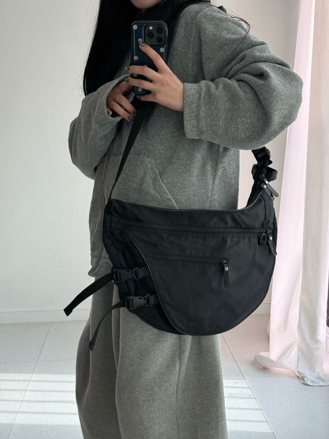 오니츠카타이거 메신저백 상품이미지2