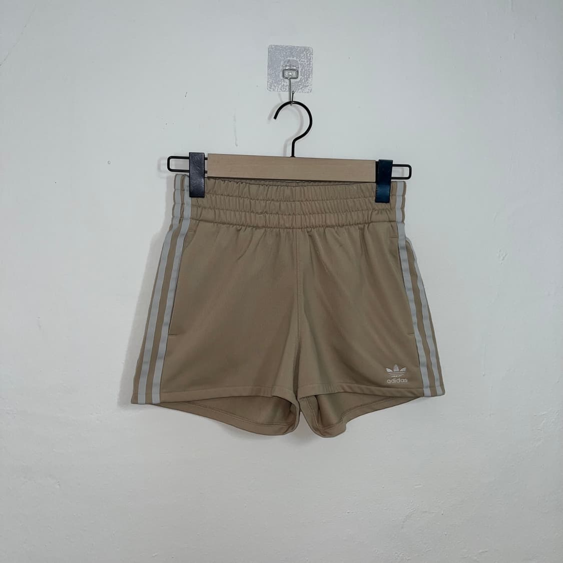 Adidas beige Firebird short track pants 상품이미지3