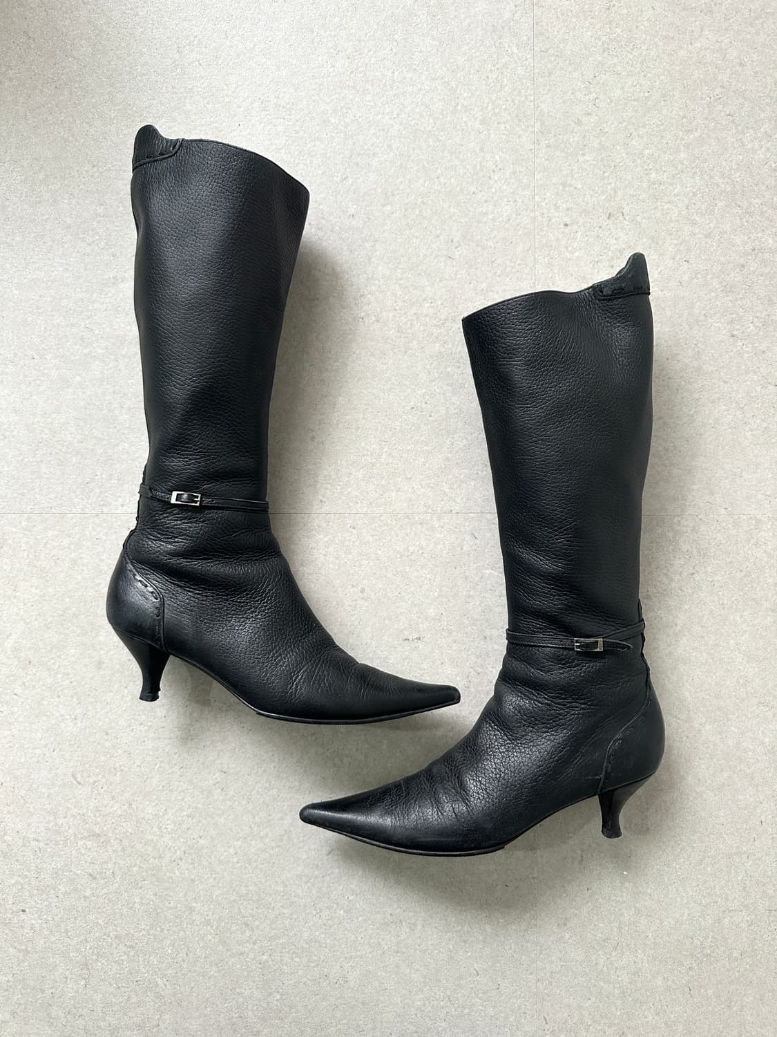 펜디 2000s 벨트 스트랩 나이프힐 레더 롱부츠 상품이미지3