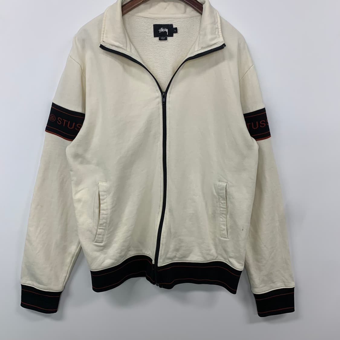 스투시 암로고 아이보리 코튼 집업 상품이미지2