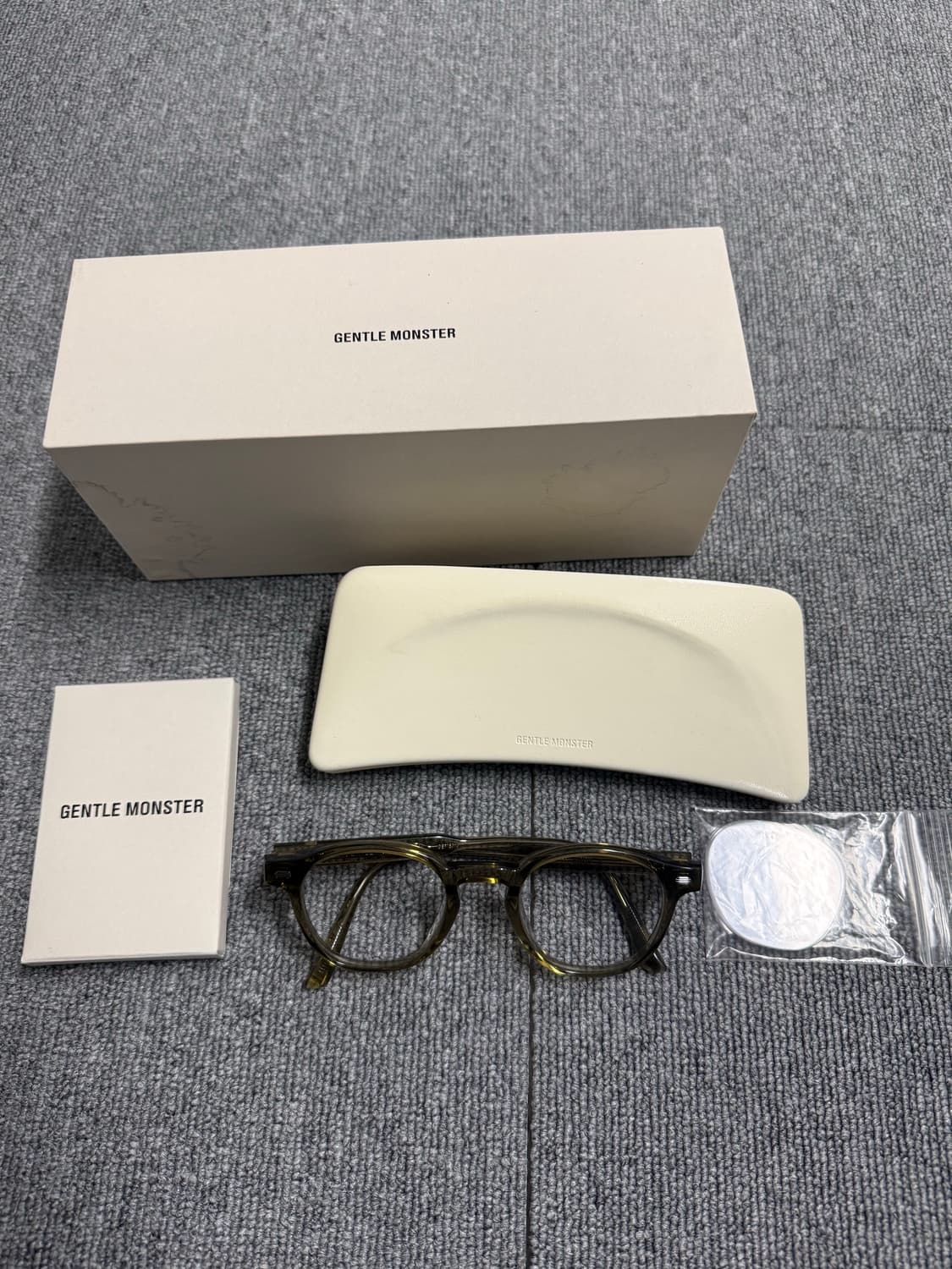 젠틀몬스터 에디a 상품이미지1