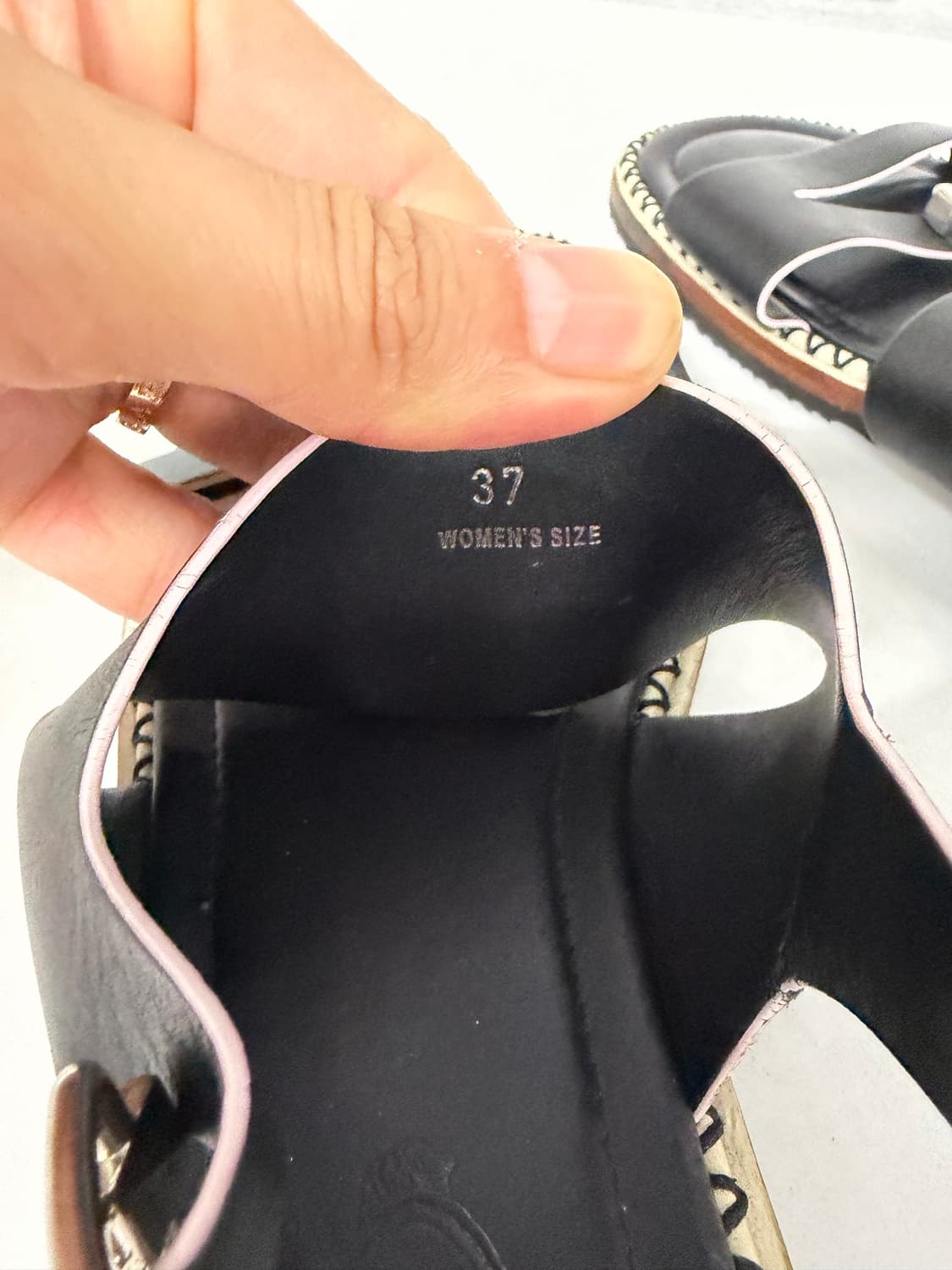 정품) TODS 토즈 여성 블랙 버클 스트랩 샌들 37 상품이미지9