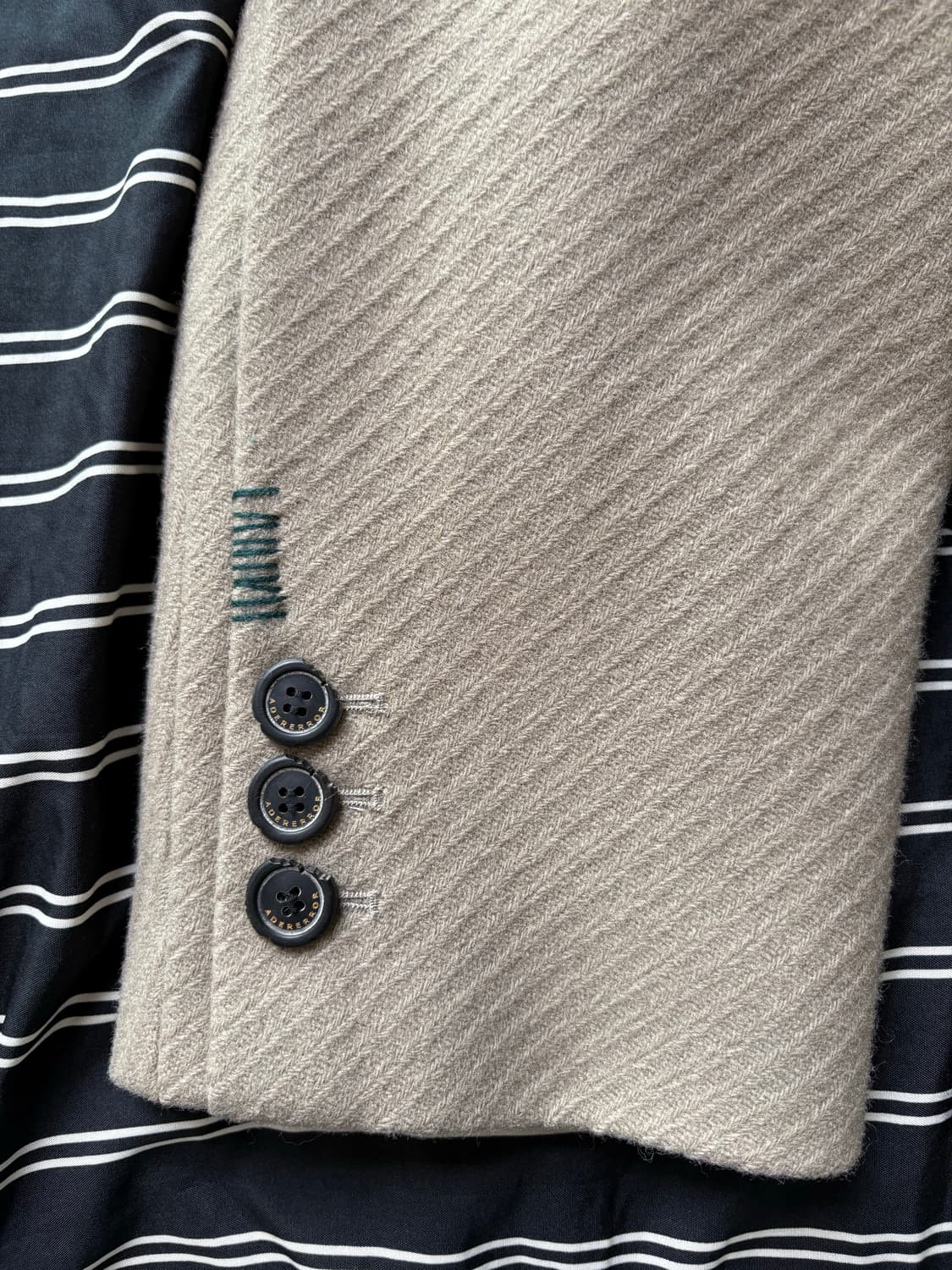 아더에러 에이션 블레이저 상품이미지4