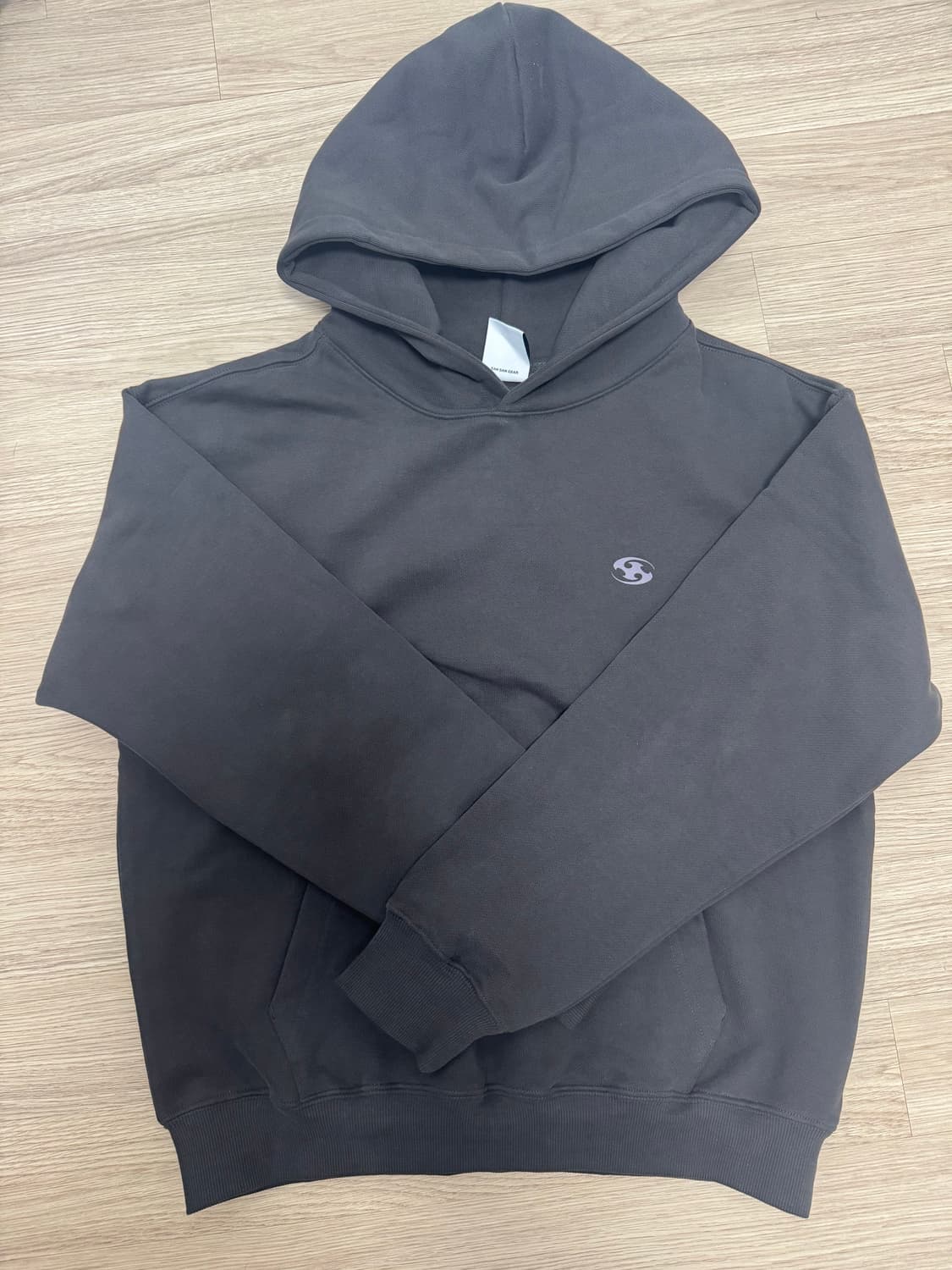 산산기어 로고 후디 차콜 상품이미지2