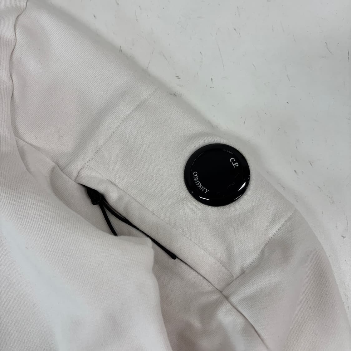 C.P compnay 씨피컴퍼니 맨투맨 상품이미지7