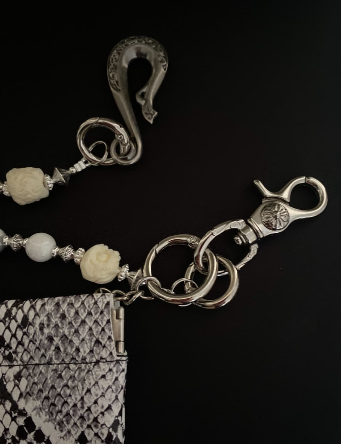 White Stone Key Chain 상품이미지2