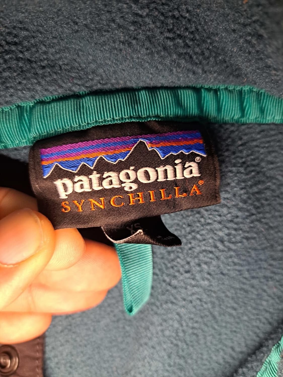 15FW 파타고니아 신칠라 스냅-T 블루/머스타드 상품이미지3