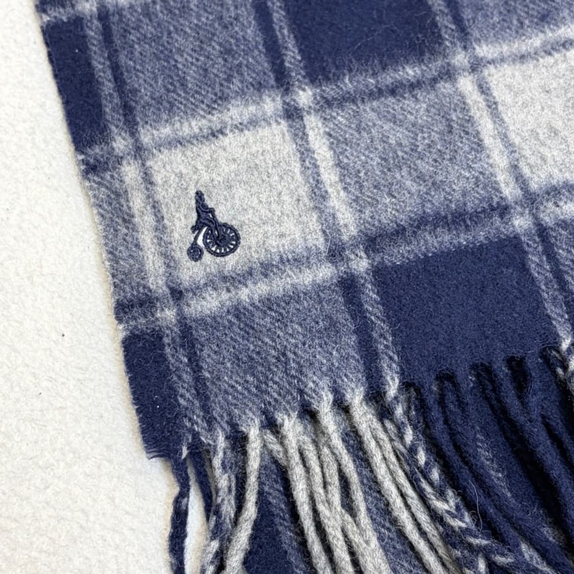 Bean Pole 네이비 체크 울 100% 머플러 상품이미지2