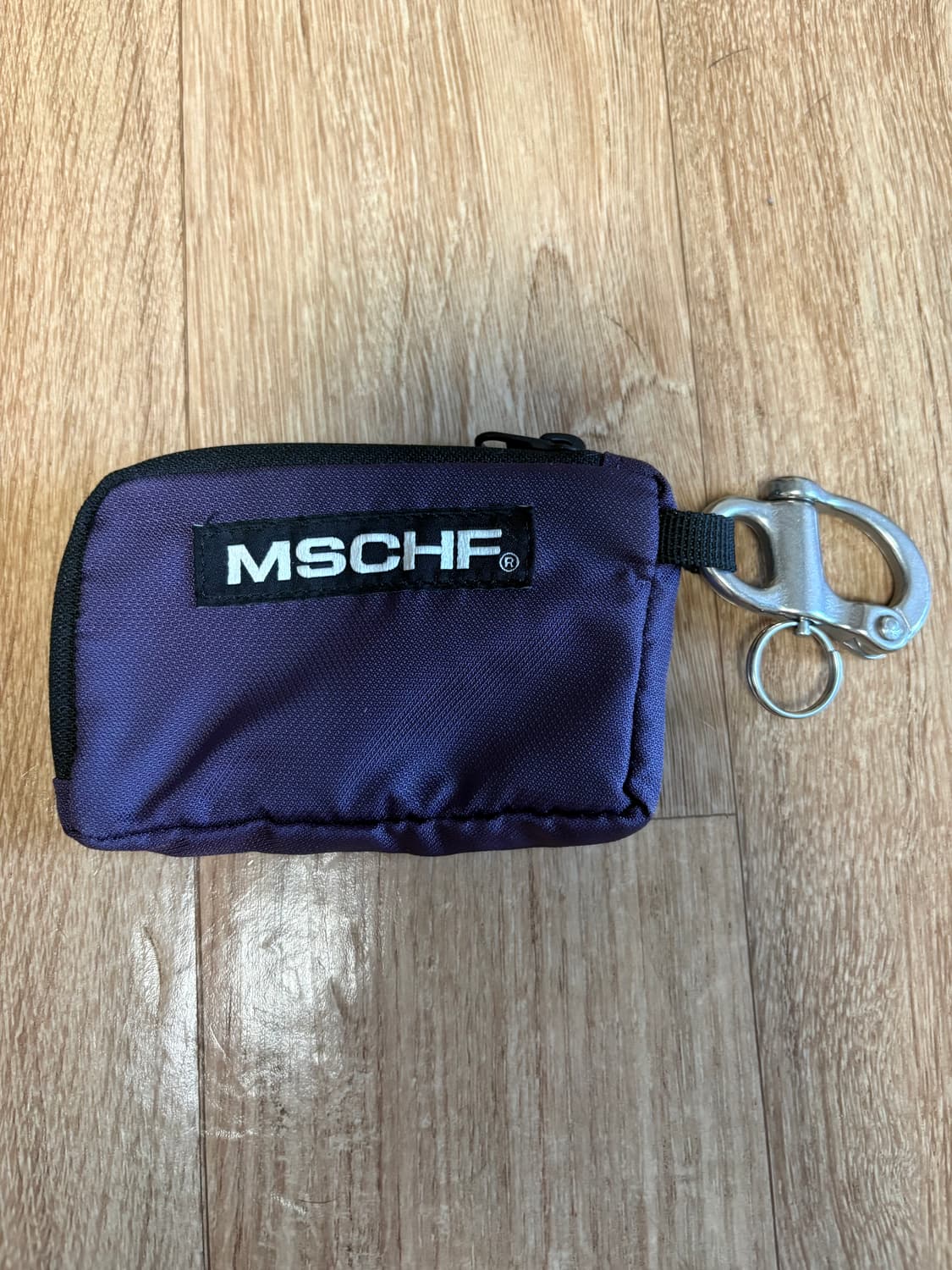 미스치프 롬버스 카라비너 파우치 퍼플 상품이미지3