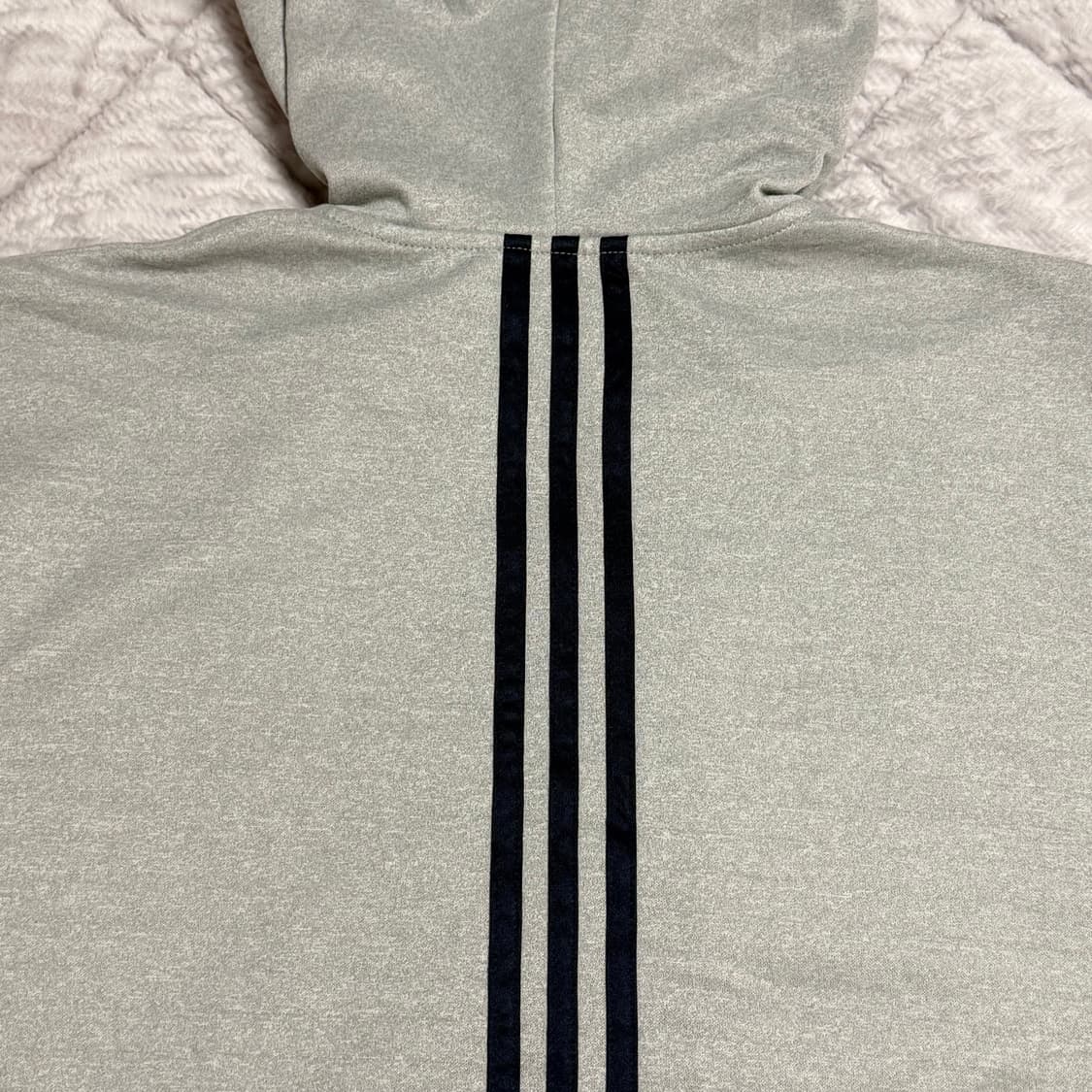 유일매물 아디다스 레알마드리드 후드집업 상품이미지3