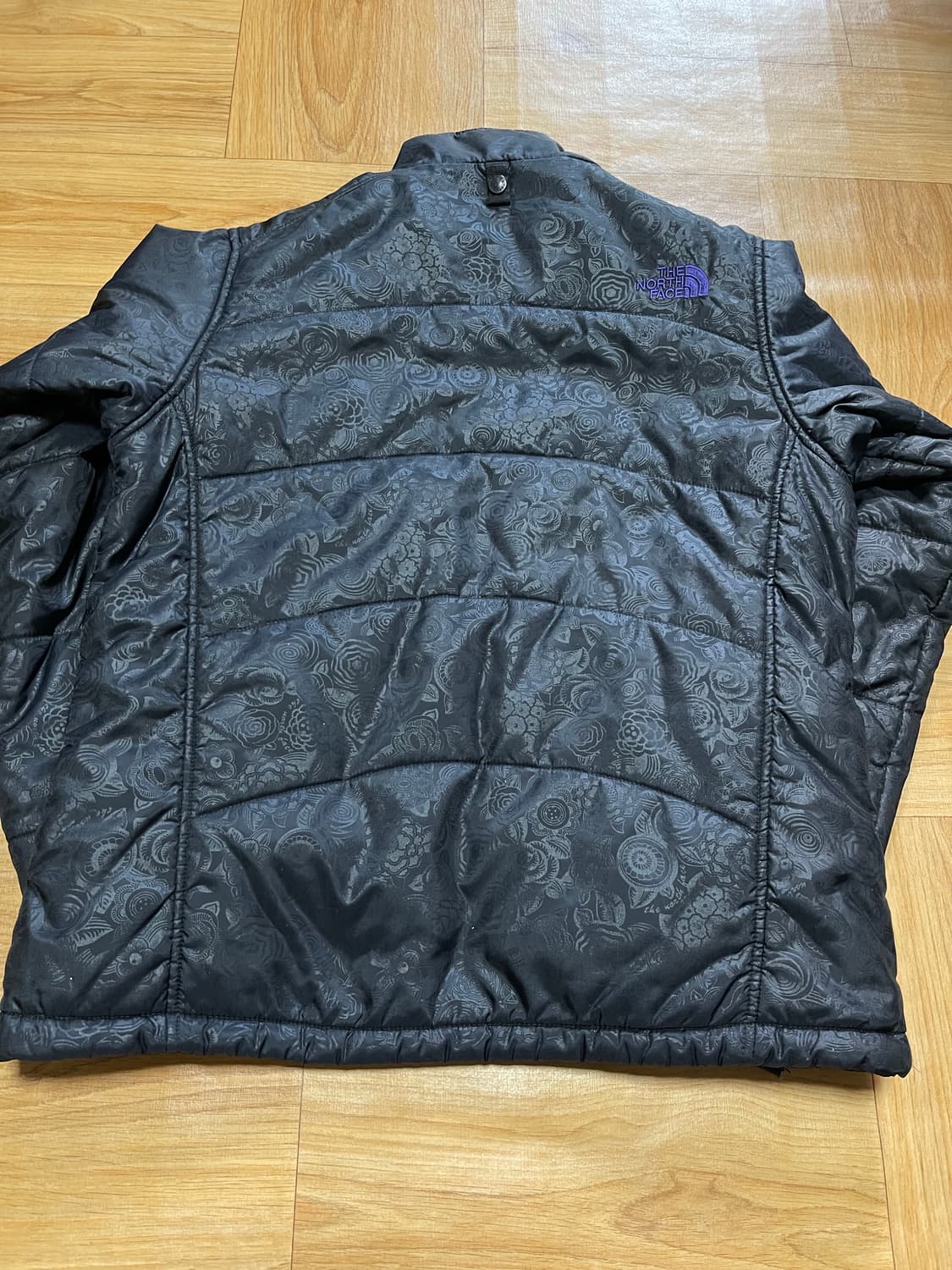 노스페이스 정품 여성용 내피용 패딩자켓 페이즐리패턴 85 상품이미지6