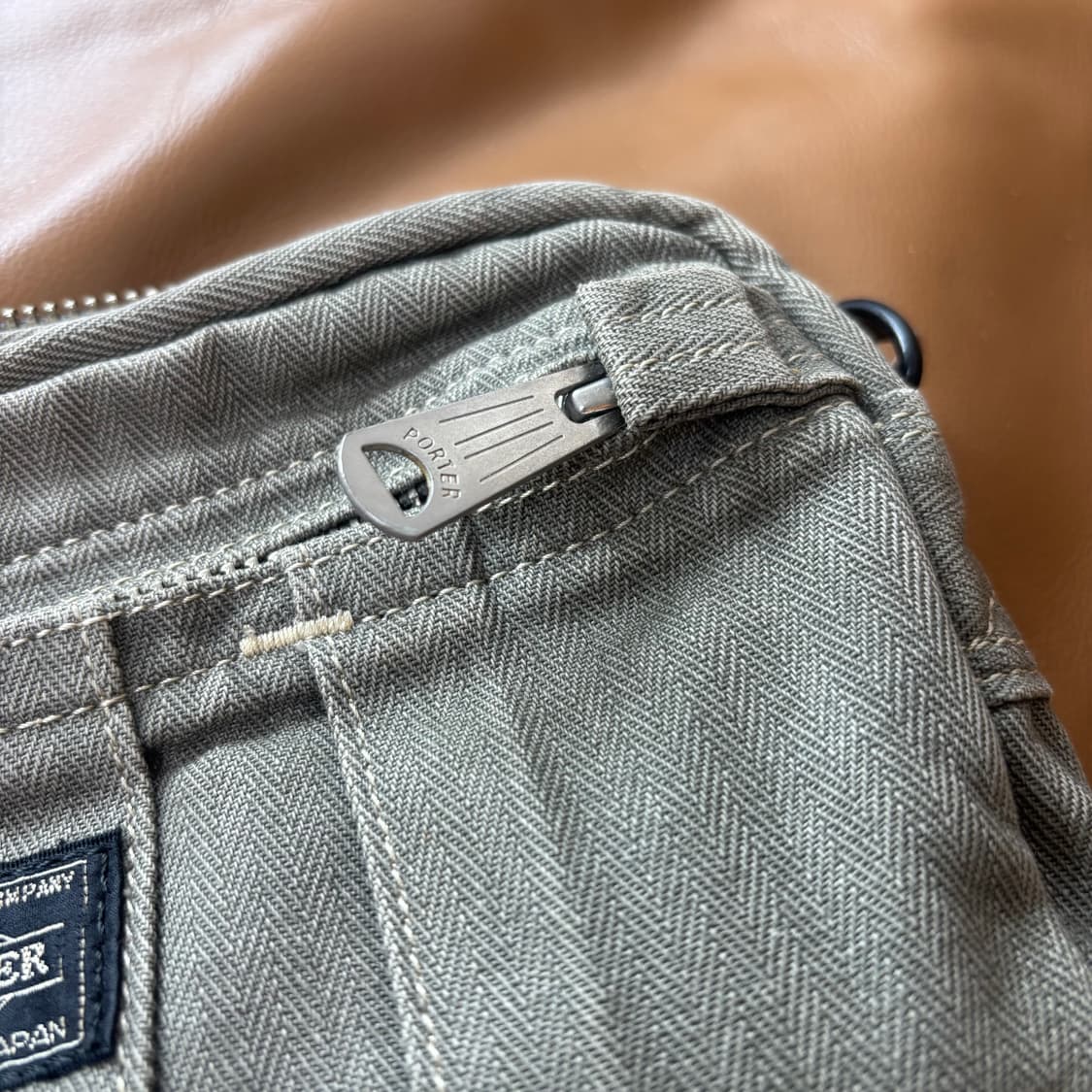 PORTER 포터 해링본 크로스바디 미니백 크로스백 가방 올리브 키키 상품이미지8