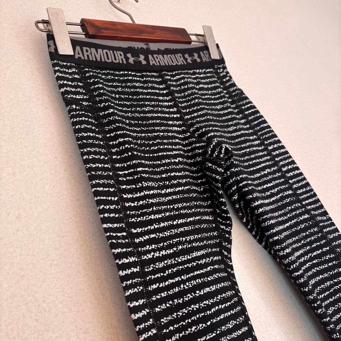 언더아머 여성 S 스포츠 레깅스 트레이닝 필라테스  상품이미지5