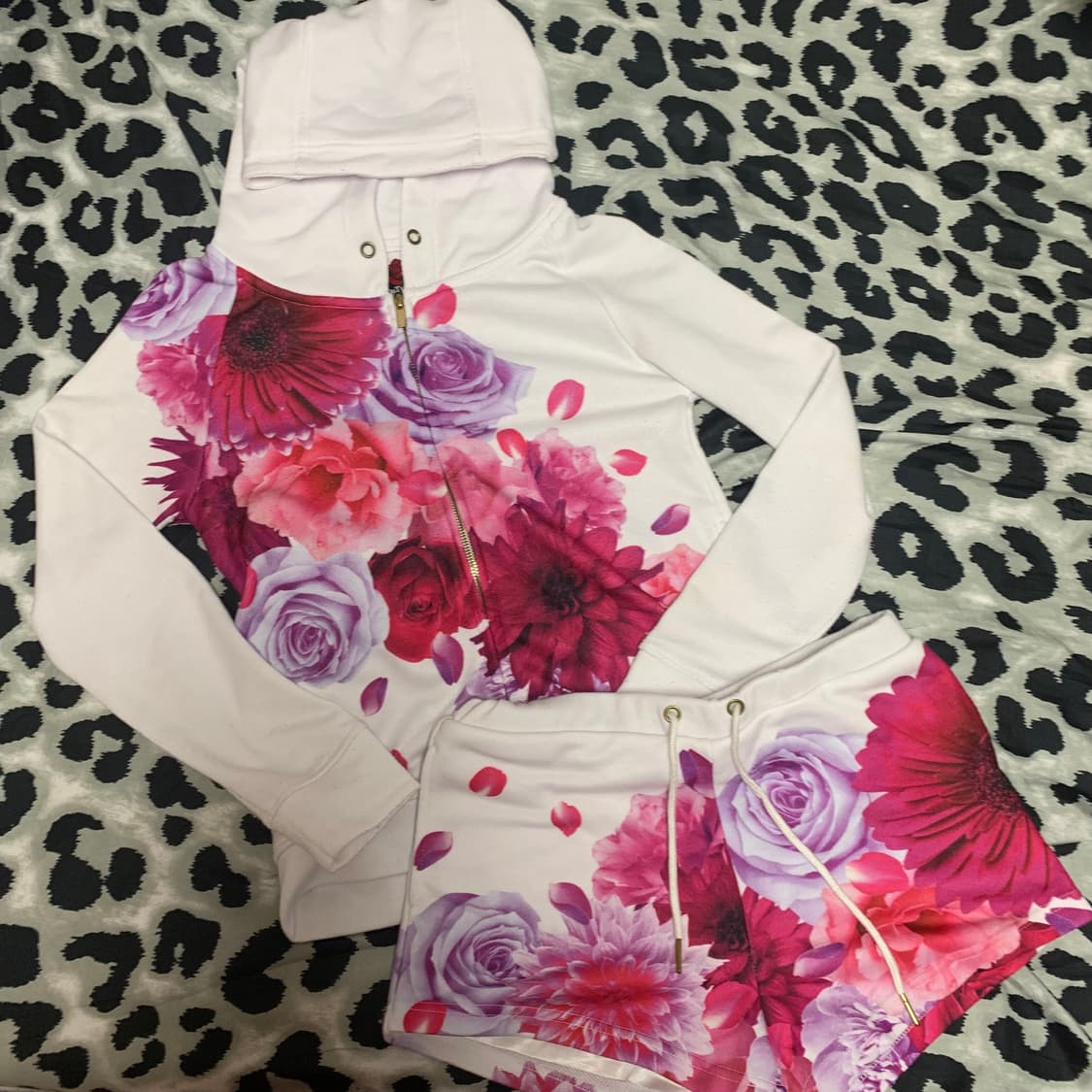 Datura 갸루 플라워 셋업 상품이미지2