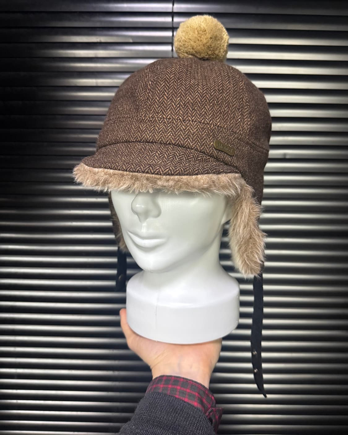 모비토 방울 모자 트루퍼햇 울 헤링본 털 등산 방한 골프 귀달이 스키 상품이미지1