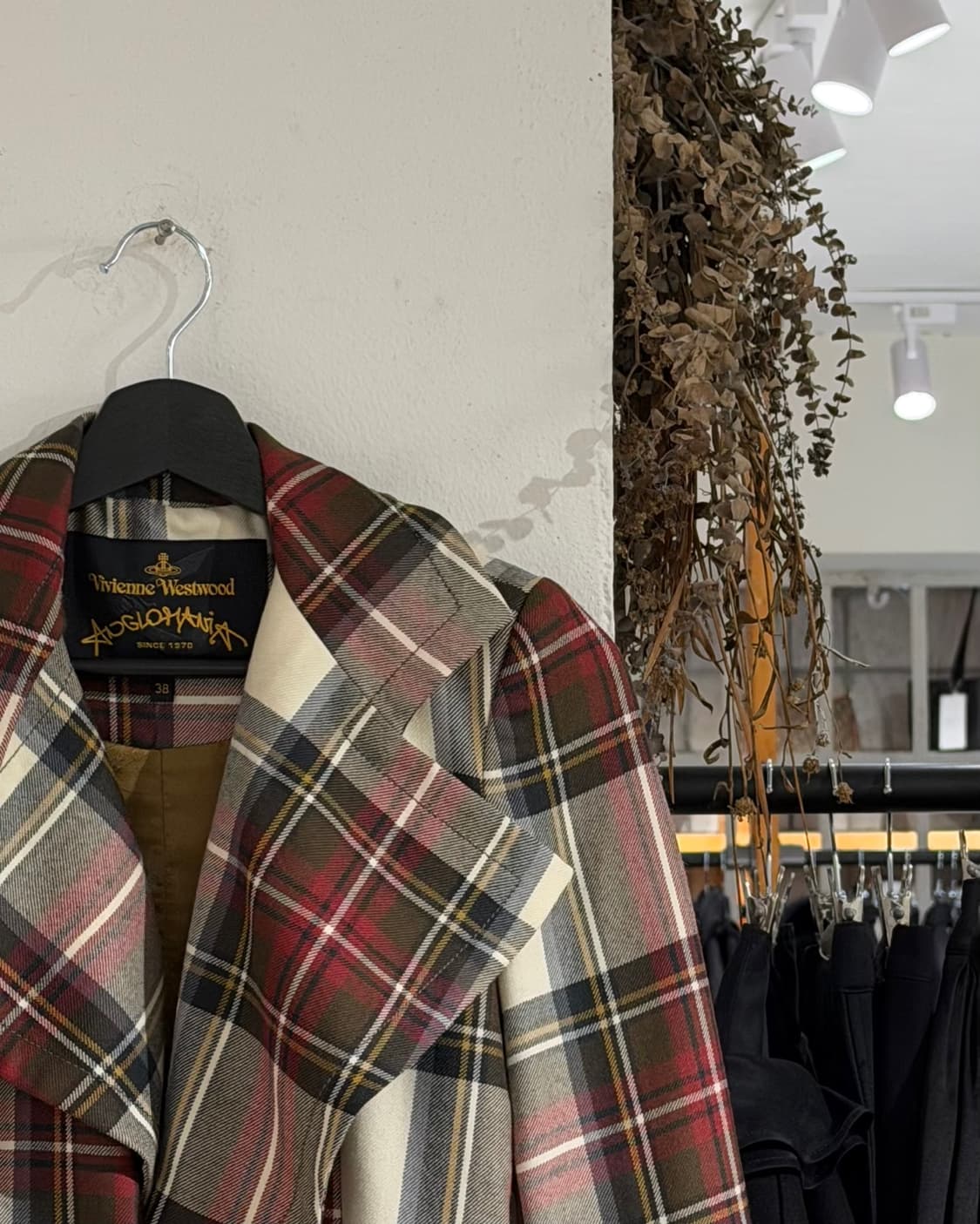 비비안웨스트우드 아이보리 레드 타탄체크 1B 울 자켓 상품이미지3