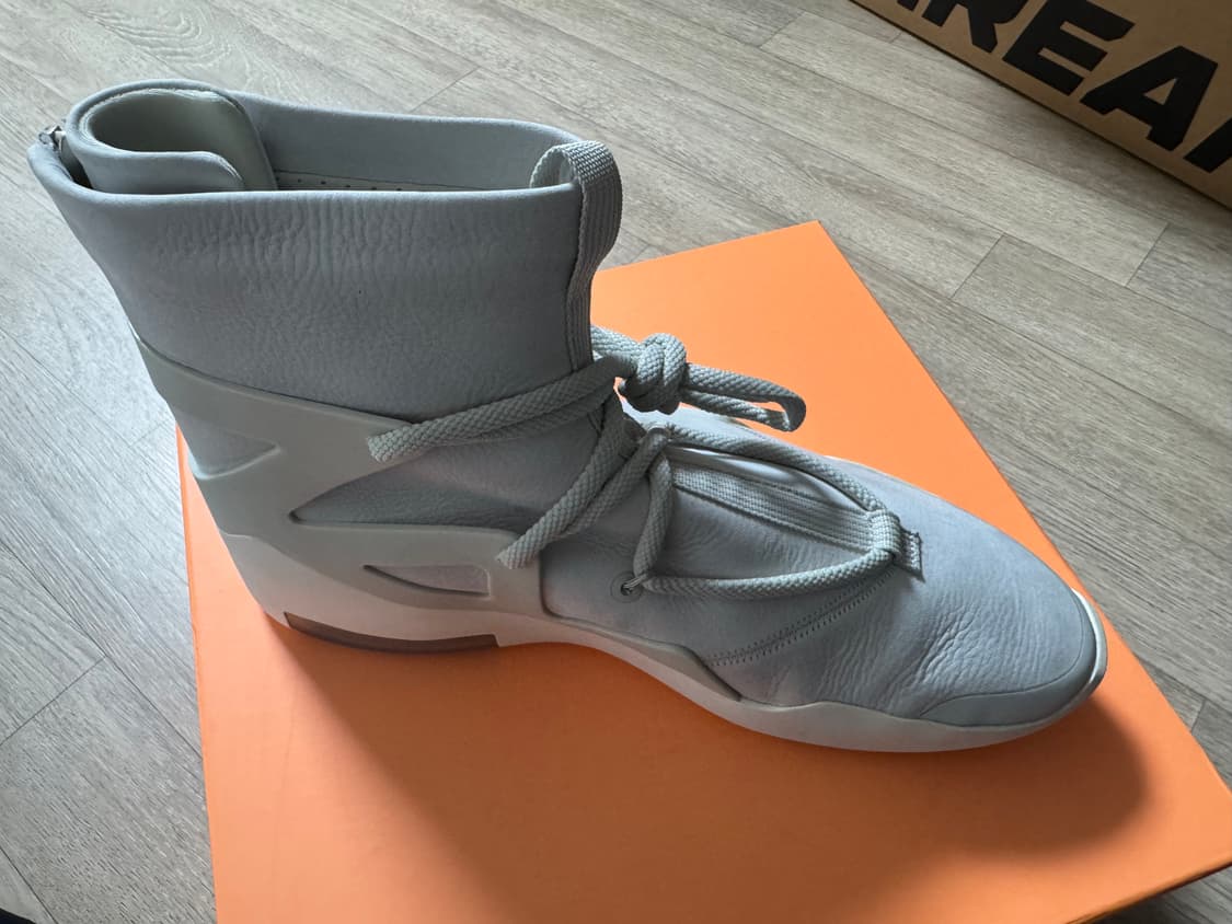 나이키 에어피어오브갓 라이트본 OG 상품이미지5