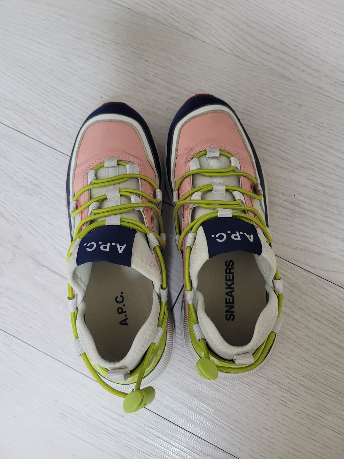 A.P.C. 아페쎄 리틀조 립스톱 스니커즈 37 (235) 상품이미지6