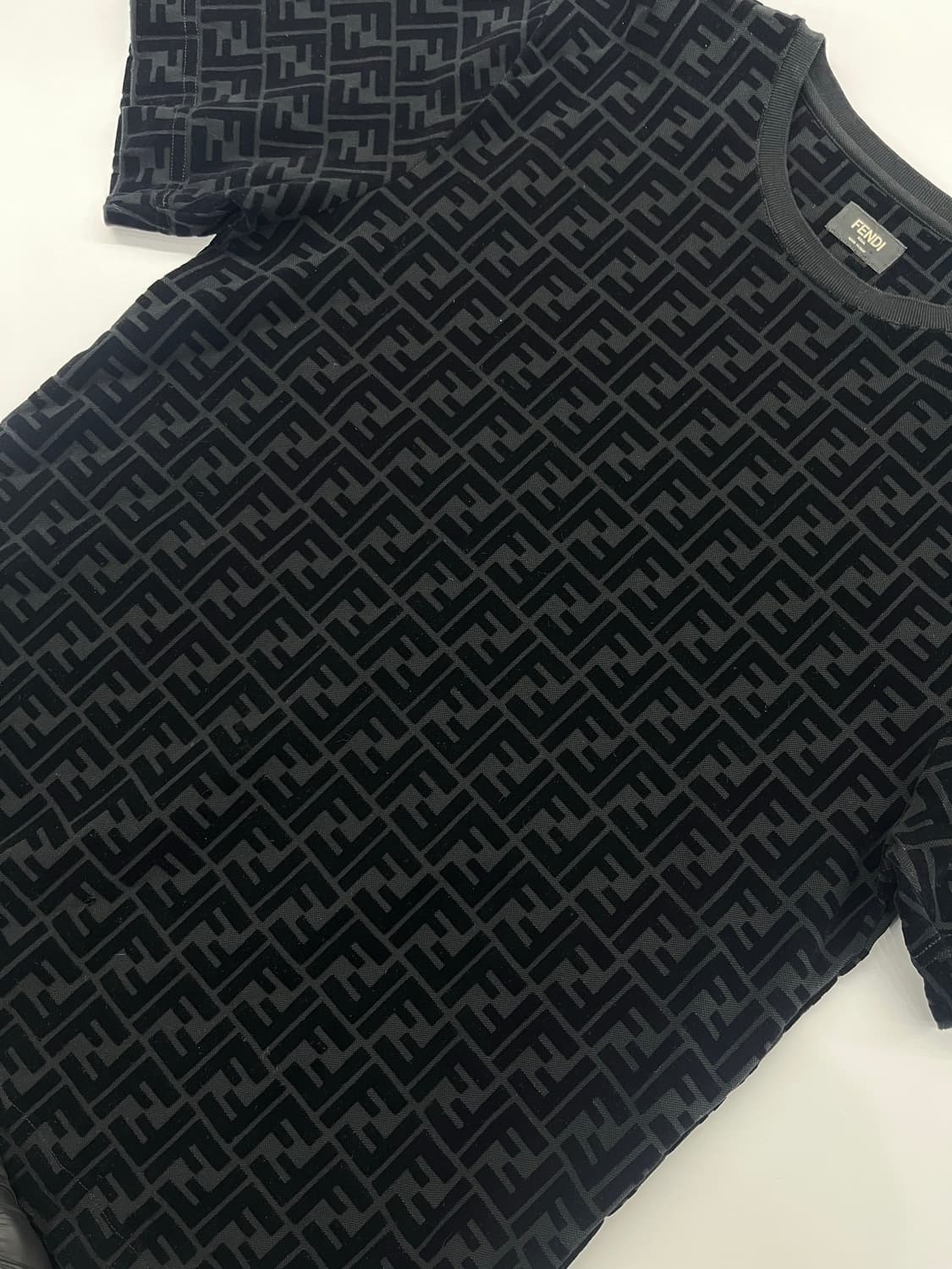 펜디 FF 벨벳 반팔 [S사이즈] 상품이미지2