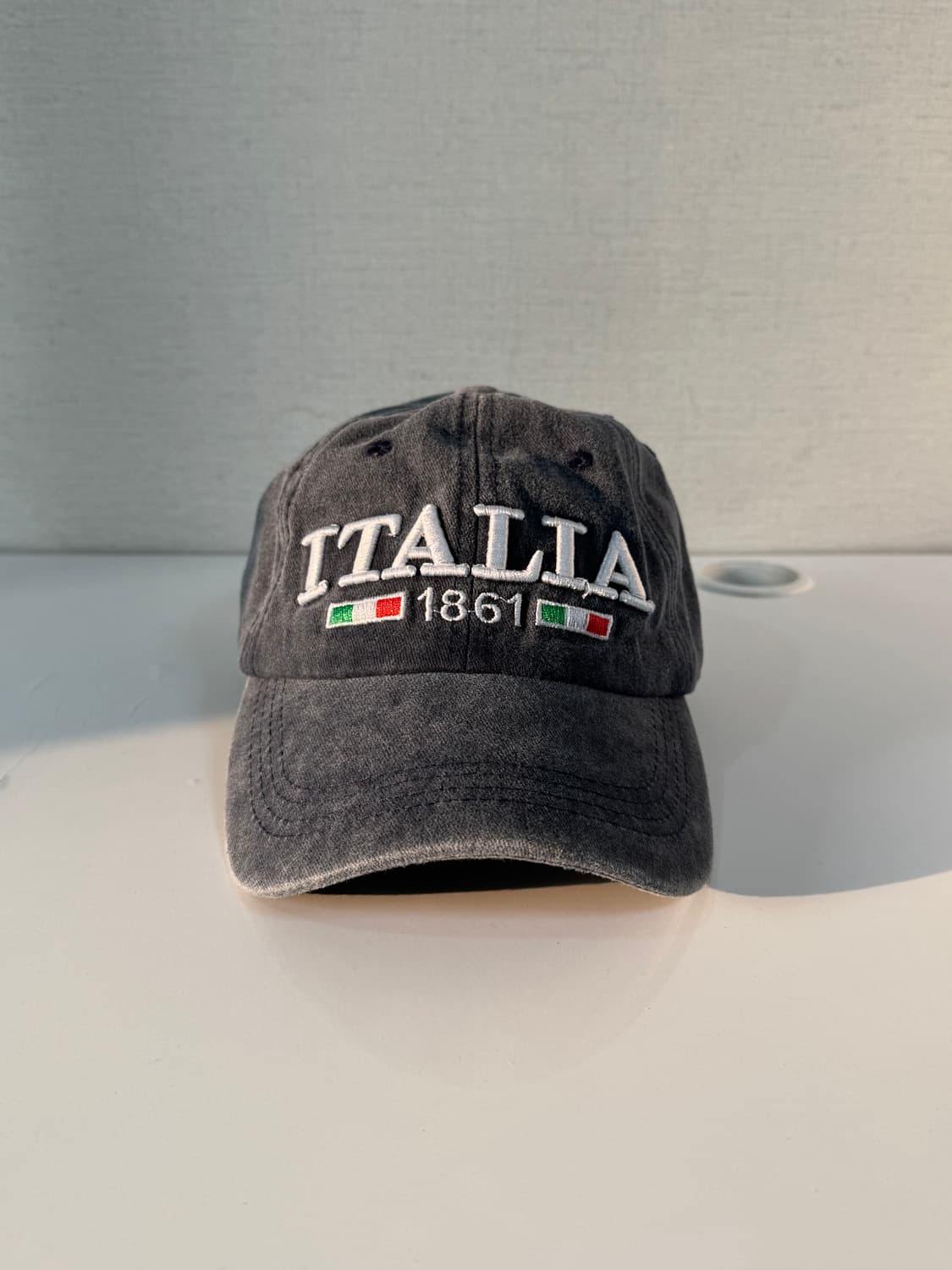 시칠리아에서 구입한 볼캡 상품이미지1