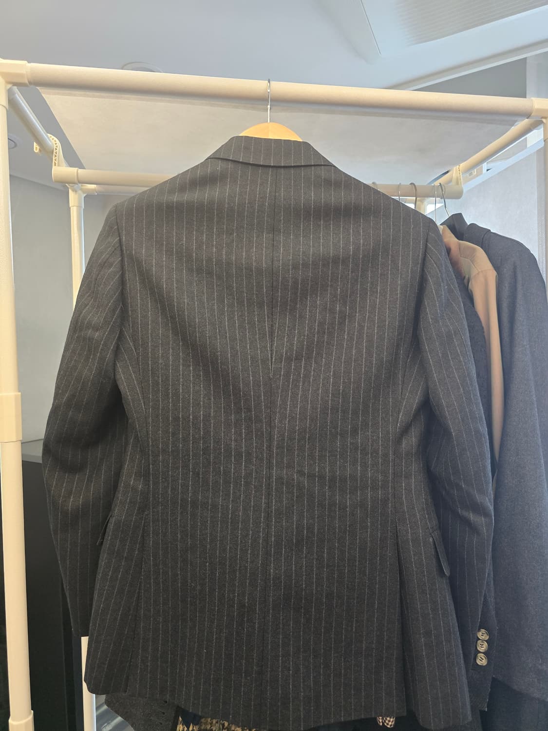 바탁하우스컷 차콜 스트라이프 수트 34(90) 상품이미지2