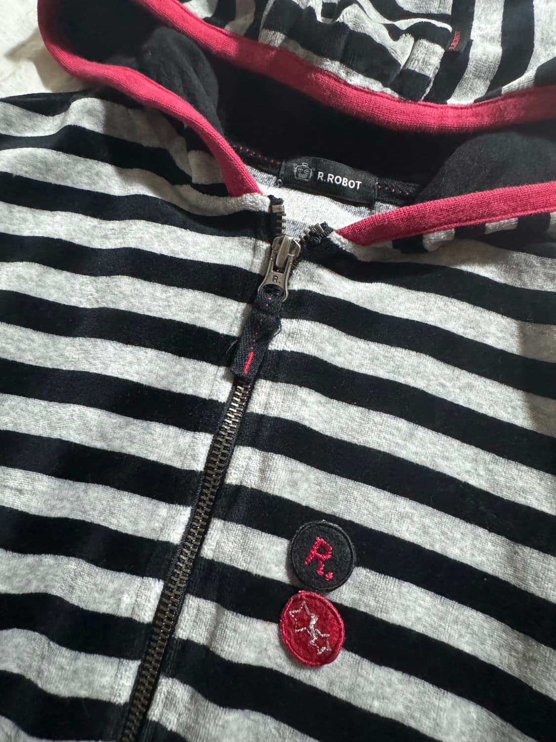 일본 빈티지 갸루 펑크 뱃지 디테일 스트라이프 슬림핏 후드집업 키치 상품이미지3