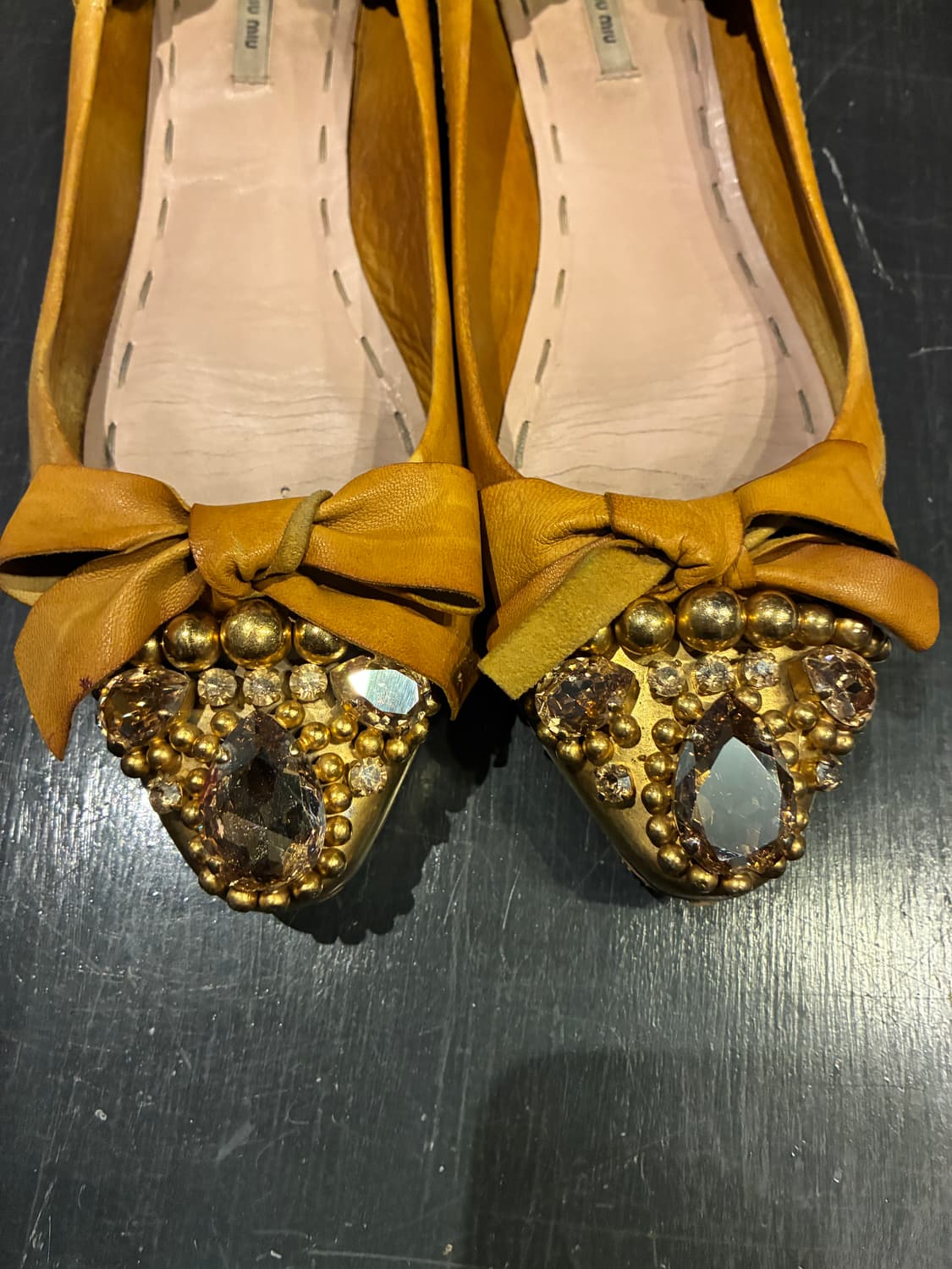 36.5/235) 미우미우 큐빅 플랫슈즈 상품이미지5