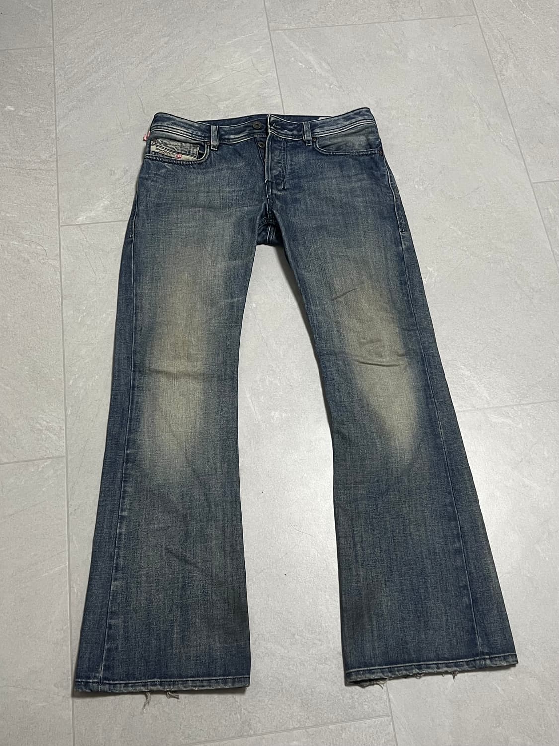 디젤 자탄 부츠컷 데님 w30 L32 상품이미지1