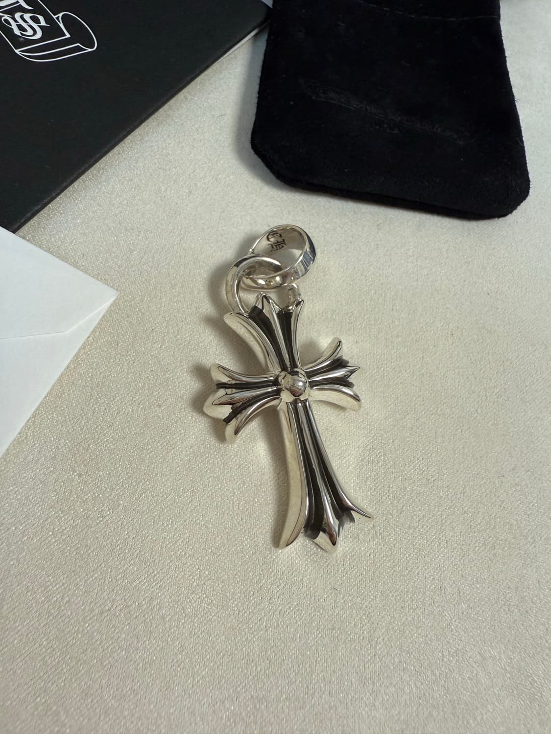 크롬하츠 스몰 크로스 베일 팬던트  상품이미지4