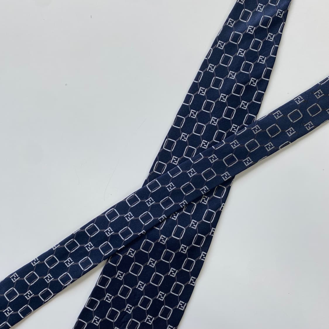 펜디 (FENDI) 모노그램 명품 정품 넥타이 상품이미지4