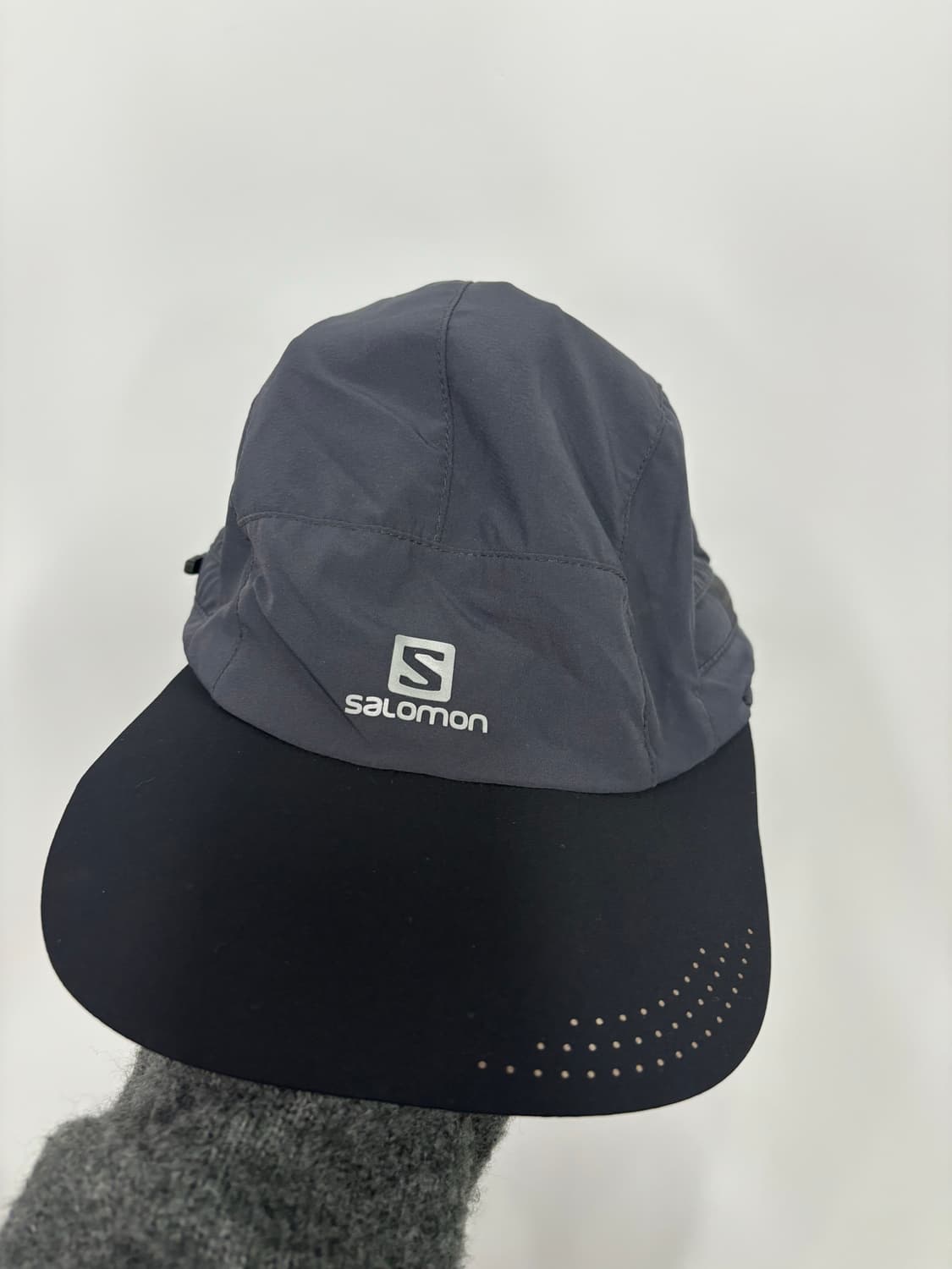 살로몬 그레이 볼캡 상품이미지1