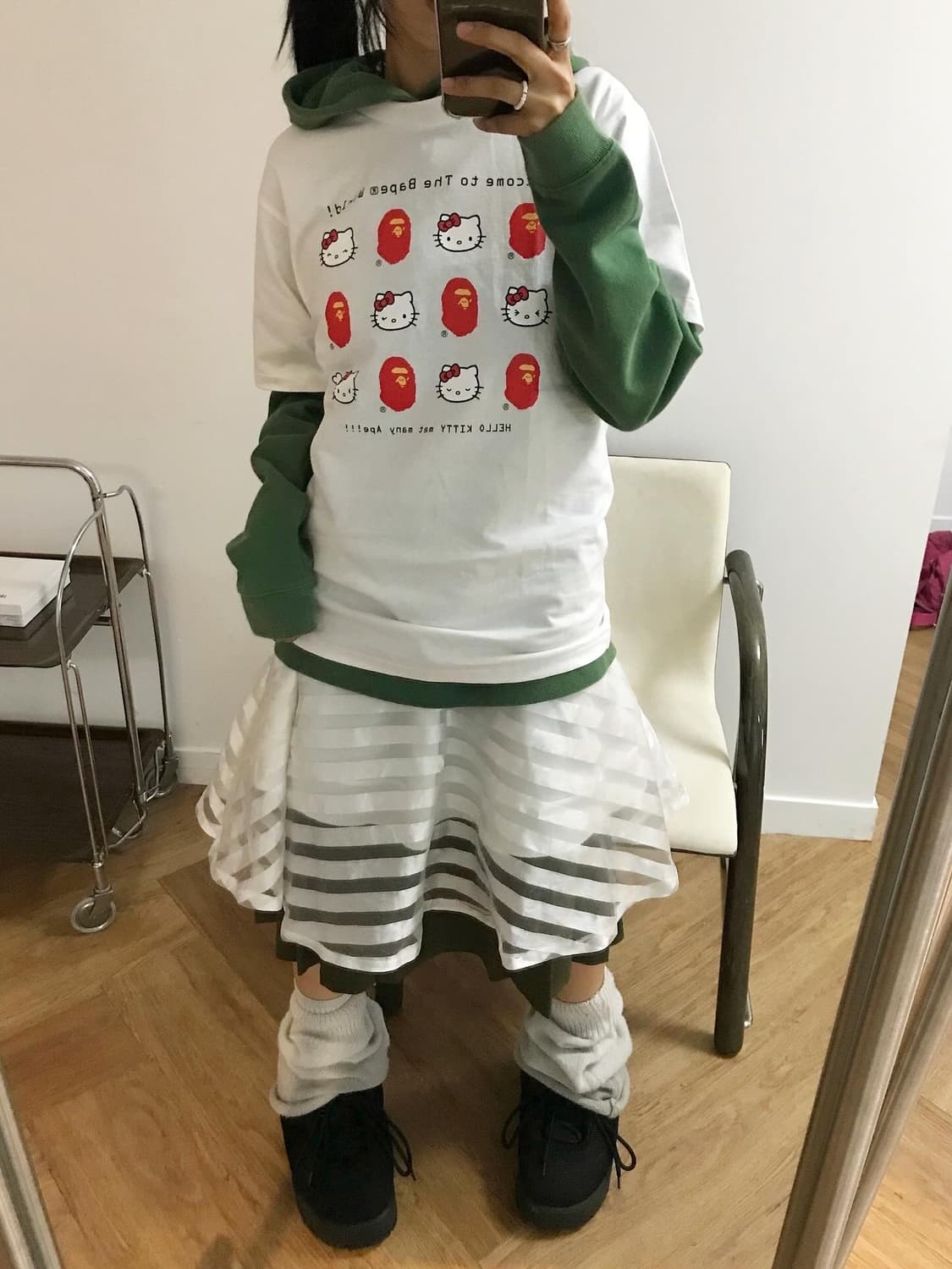 Bape X Sanrio Hello Kitty T-shirt (새상품) 상품이미지2