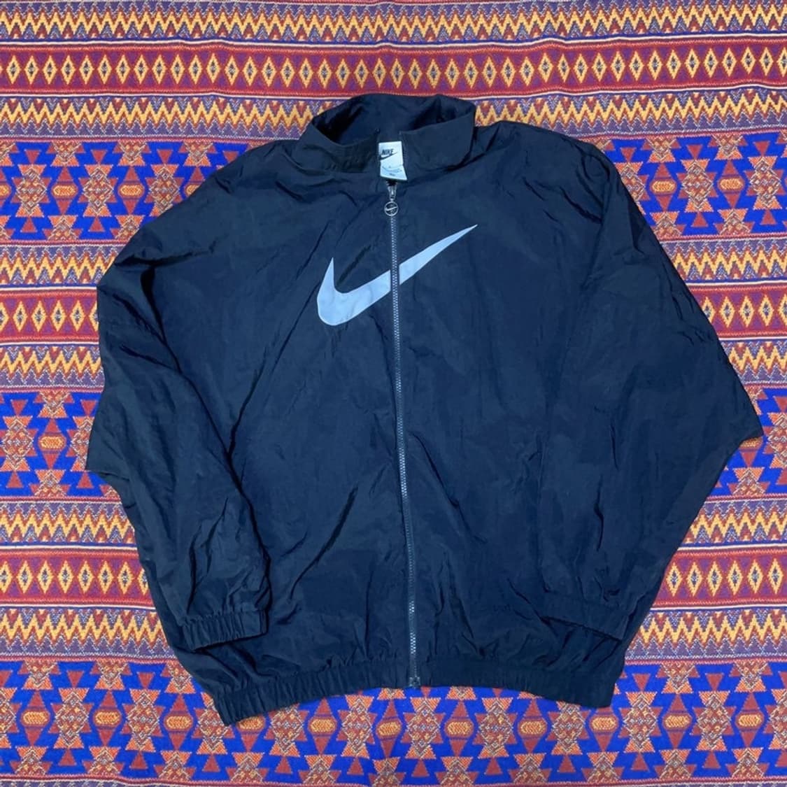 [95] 나이키 에센셜 우븐 블랙 바람막이 상품이미지1