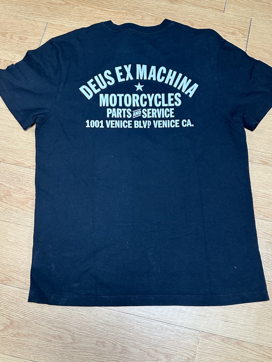 데우스엑스마키나 반팔티 상품이미지2