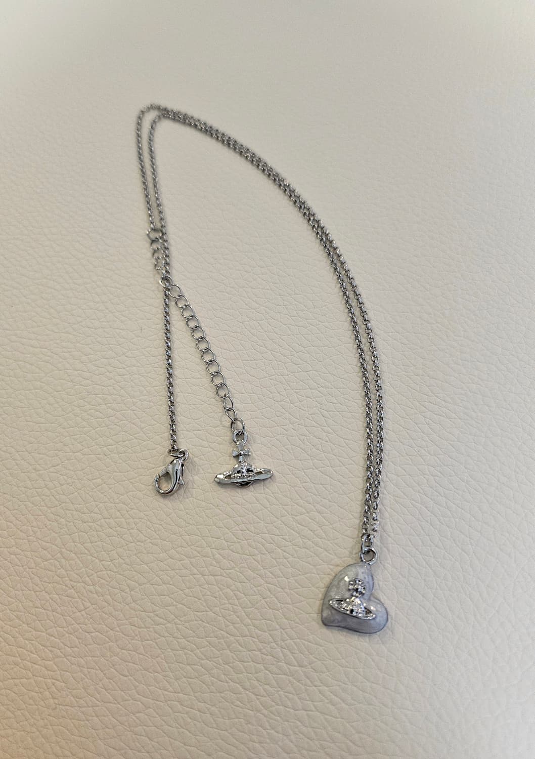 비비안웨스트우드 업사이클링 하트 목걸이 상품이미지5