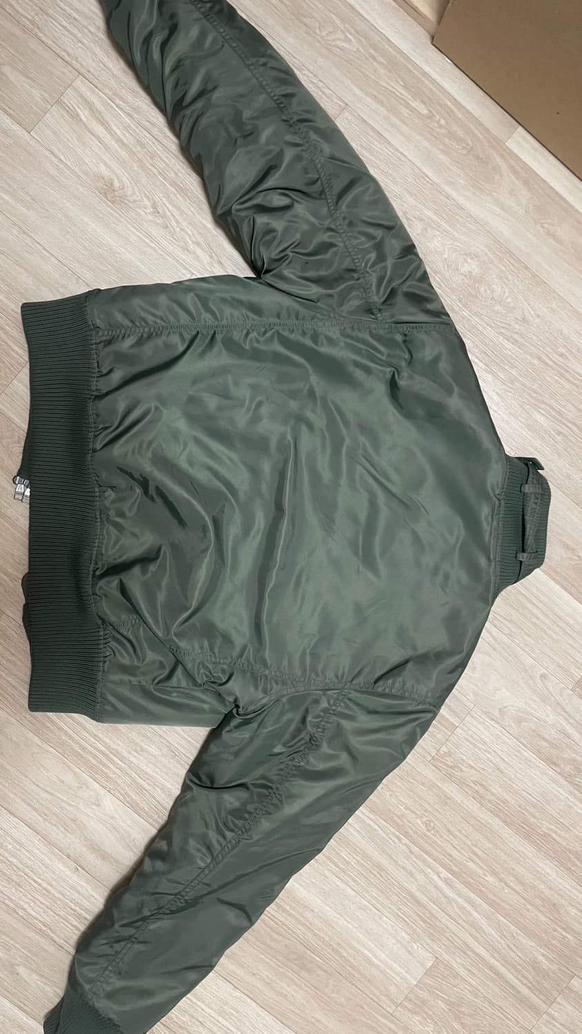 아캄 Bomber jaket size2 상품이미지3