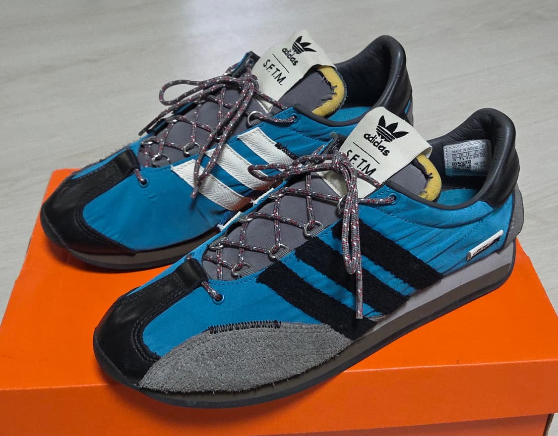 아디다스 송포더뮤트 컨트리 og 틸 코어 블랙 상품이미지1