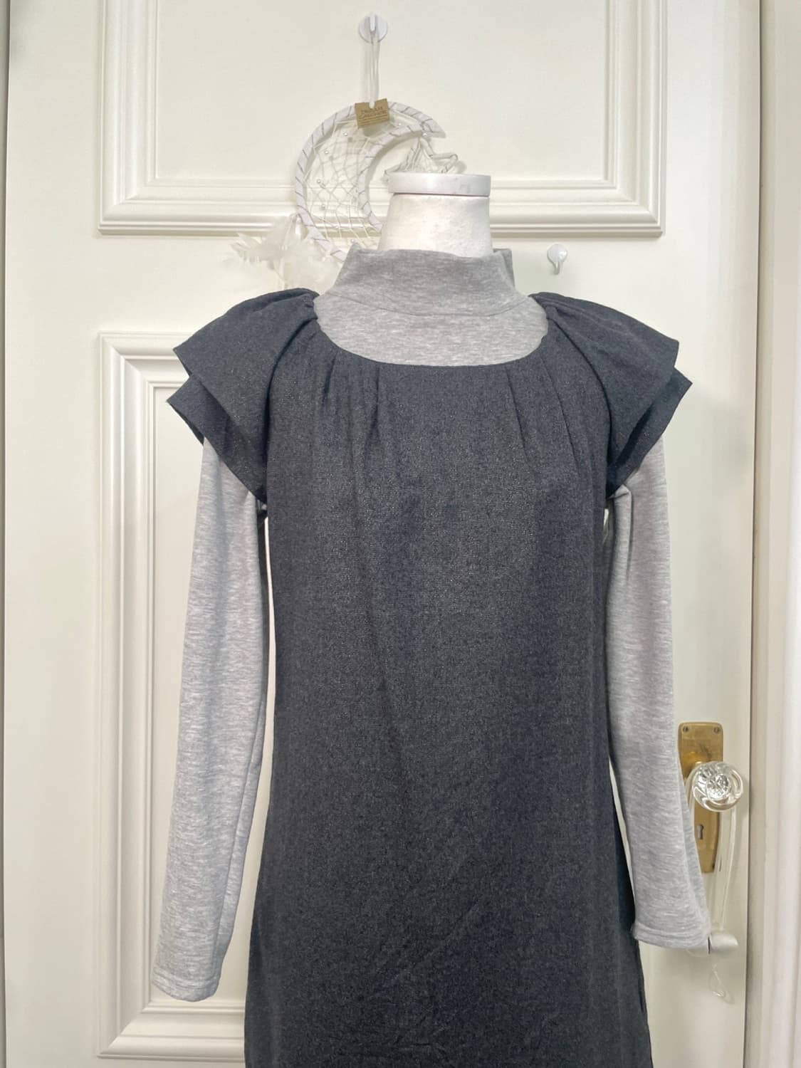 charcoal layered shirring puff sleeve wo 상품이미지5