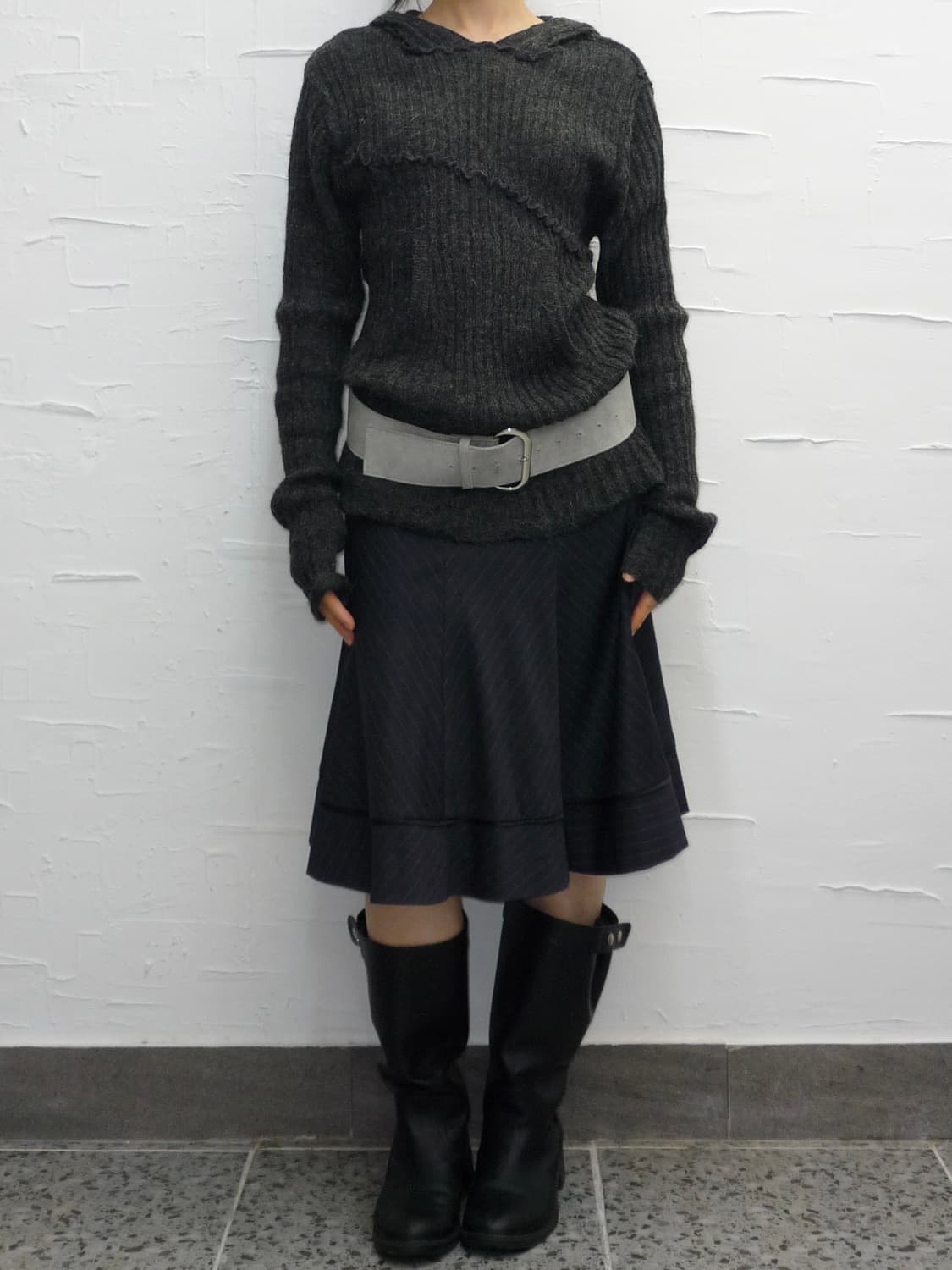 lined charcoal hoodie 상품이미지2