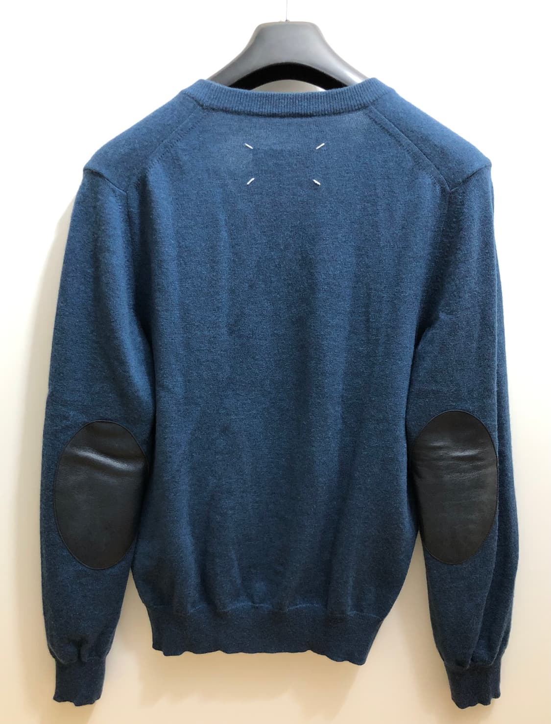 [S] 마르지엘라 엘보우 패치 가디건 블루 상품이미지2