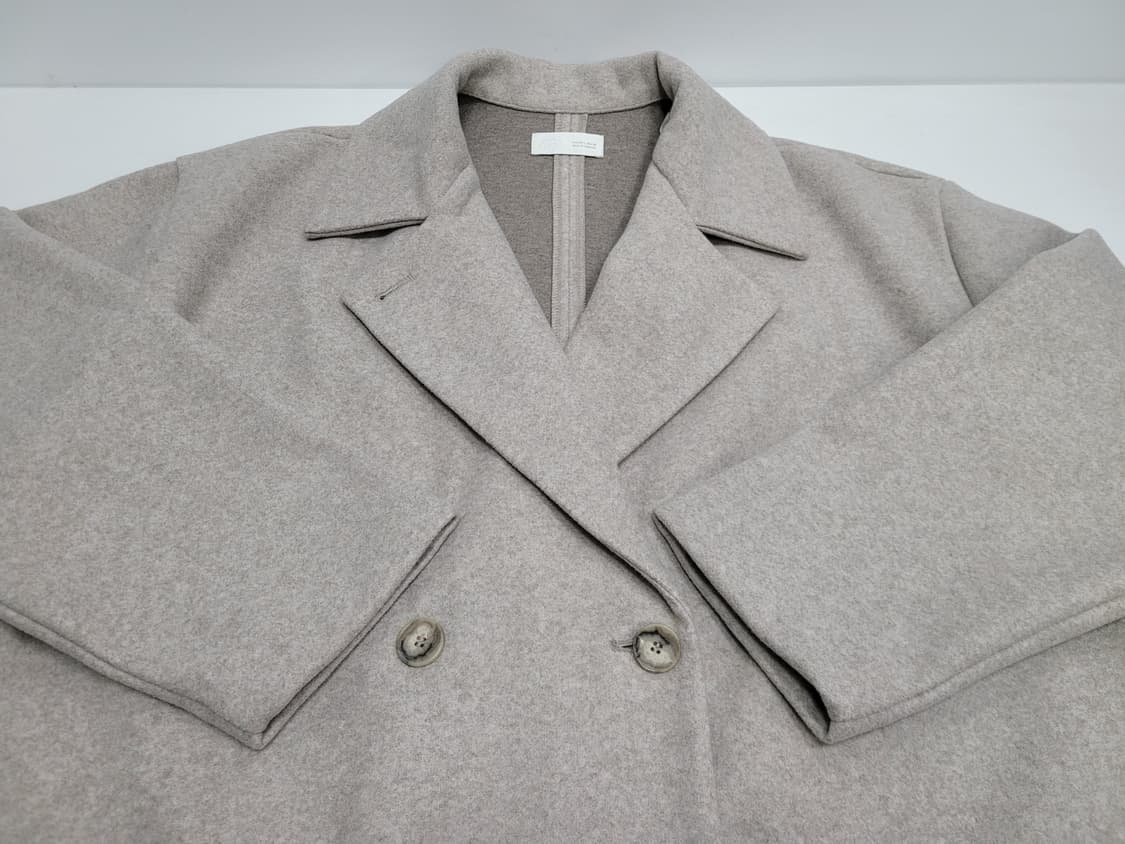 ZARA 자라 오버핏 더블 숏 코트 / 여 L 오트밀
 상품이미지4