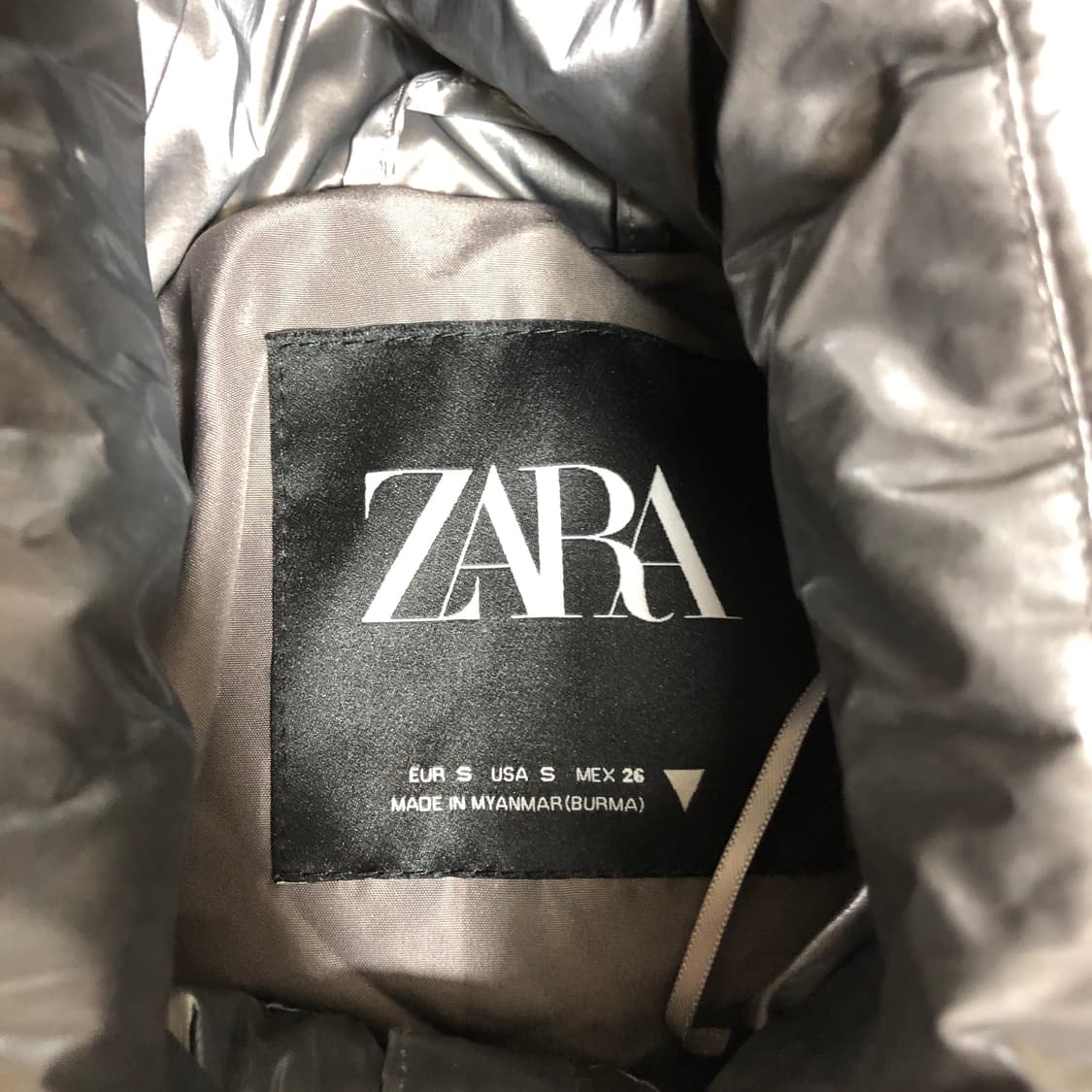 자라 글로시 윈드프로텍션 크롭 패딩 s 상품이미지2