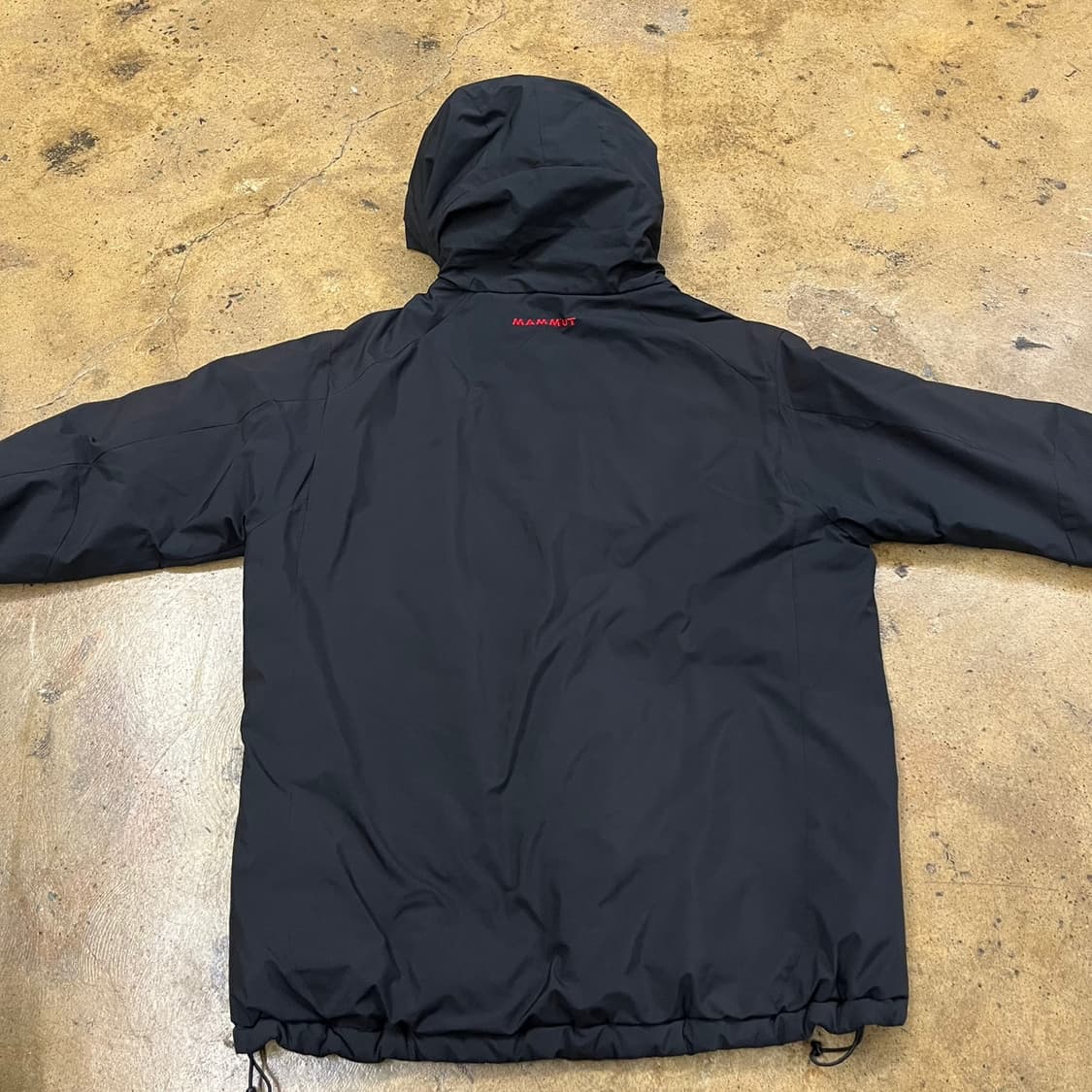 [정품/M] 마무트 바람막이 윈드스토퍼 점퍼 b18 상품이미지4