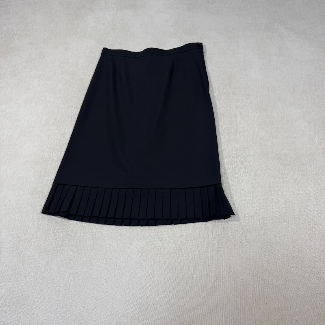 Archive Pleated Black Skirt 상품이미지2
