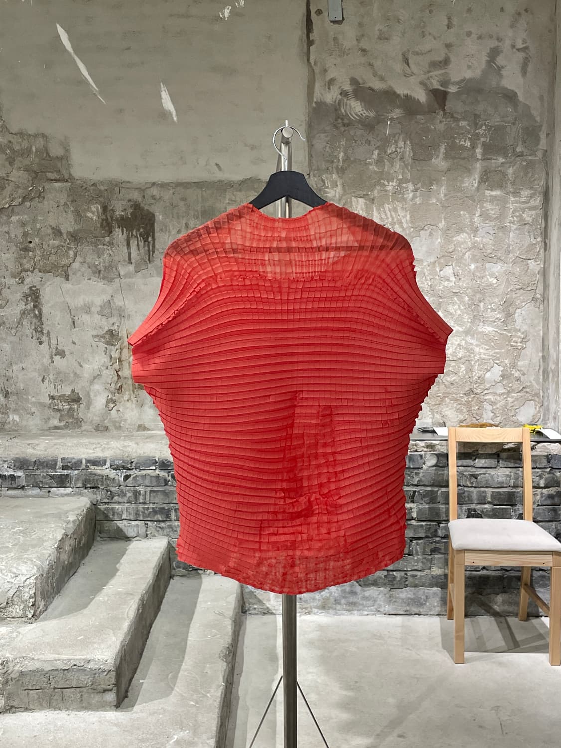 이세이 미야케 오렌지 플리츠 폴리에스테르 탑 상품이미지6