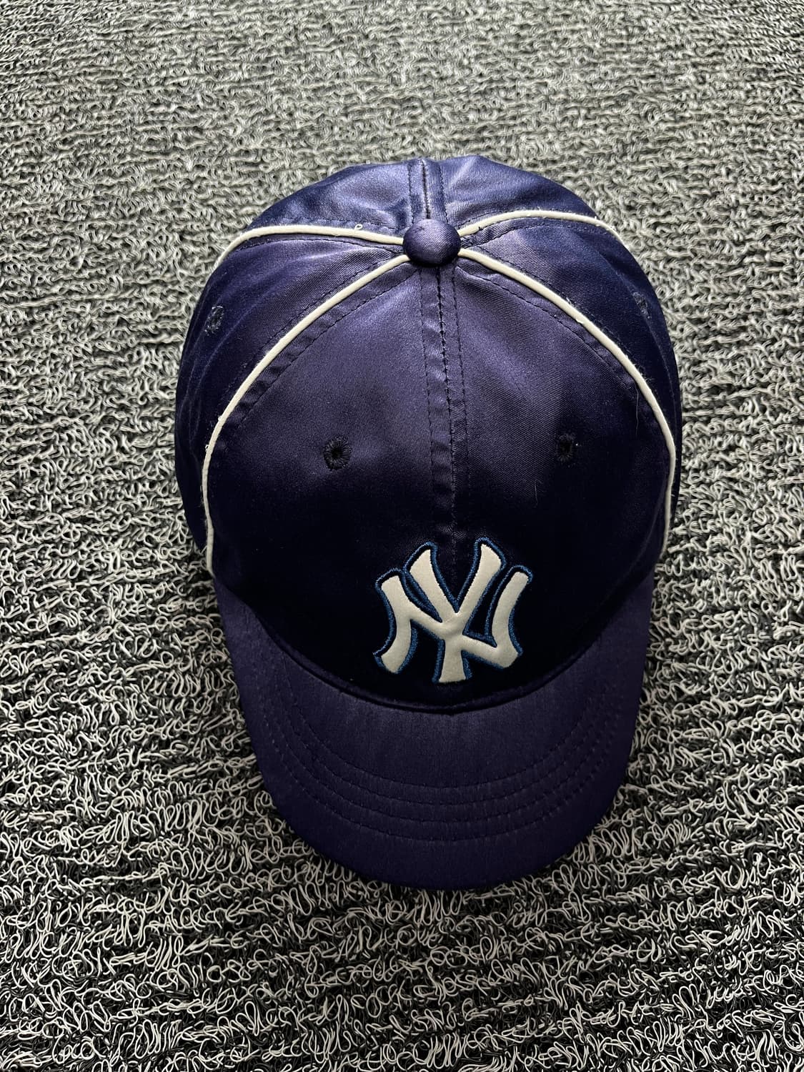 MLB 뉴욕 양키스 빅로고 새틴 볼캡 상품이미지2