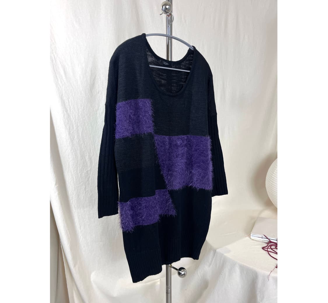 Color-Block Grid Long Sweater 상품이미지1