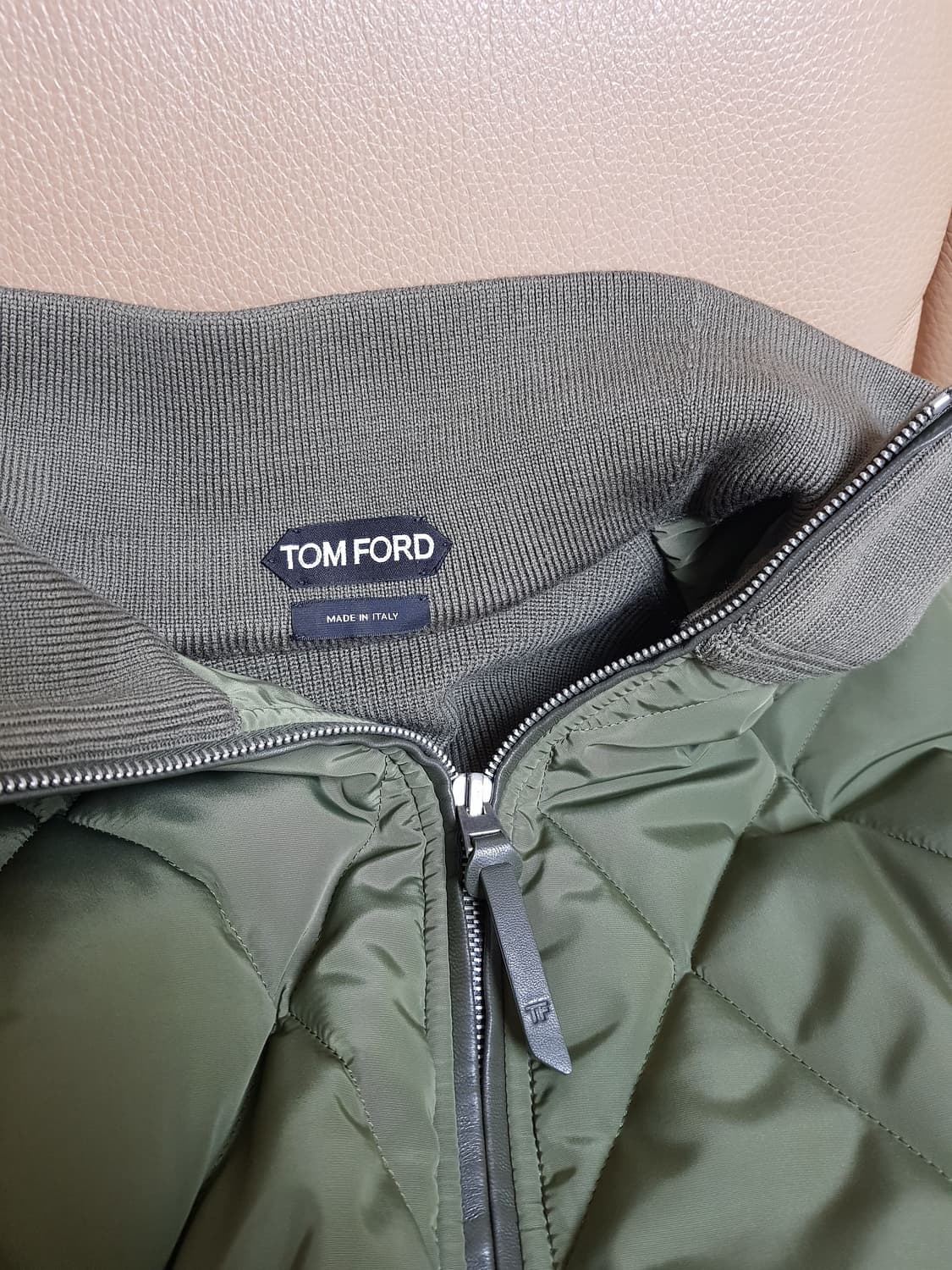 톰포드 프론트 니트 패딩 가디건 자켓 24FW 상품이미지7