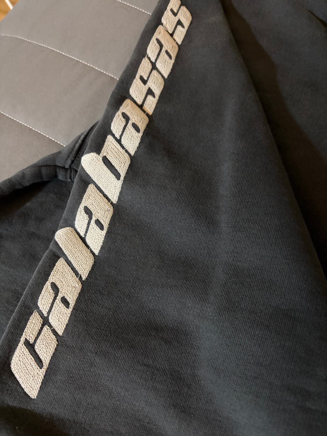 칼라바사스 자수 후드 상품이미지3