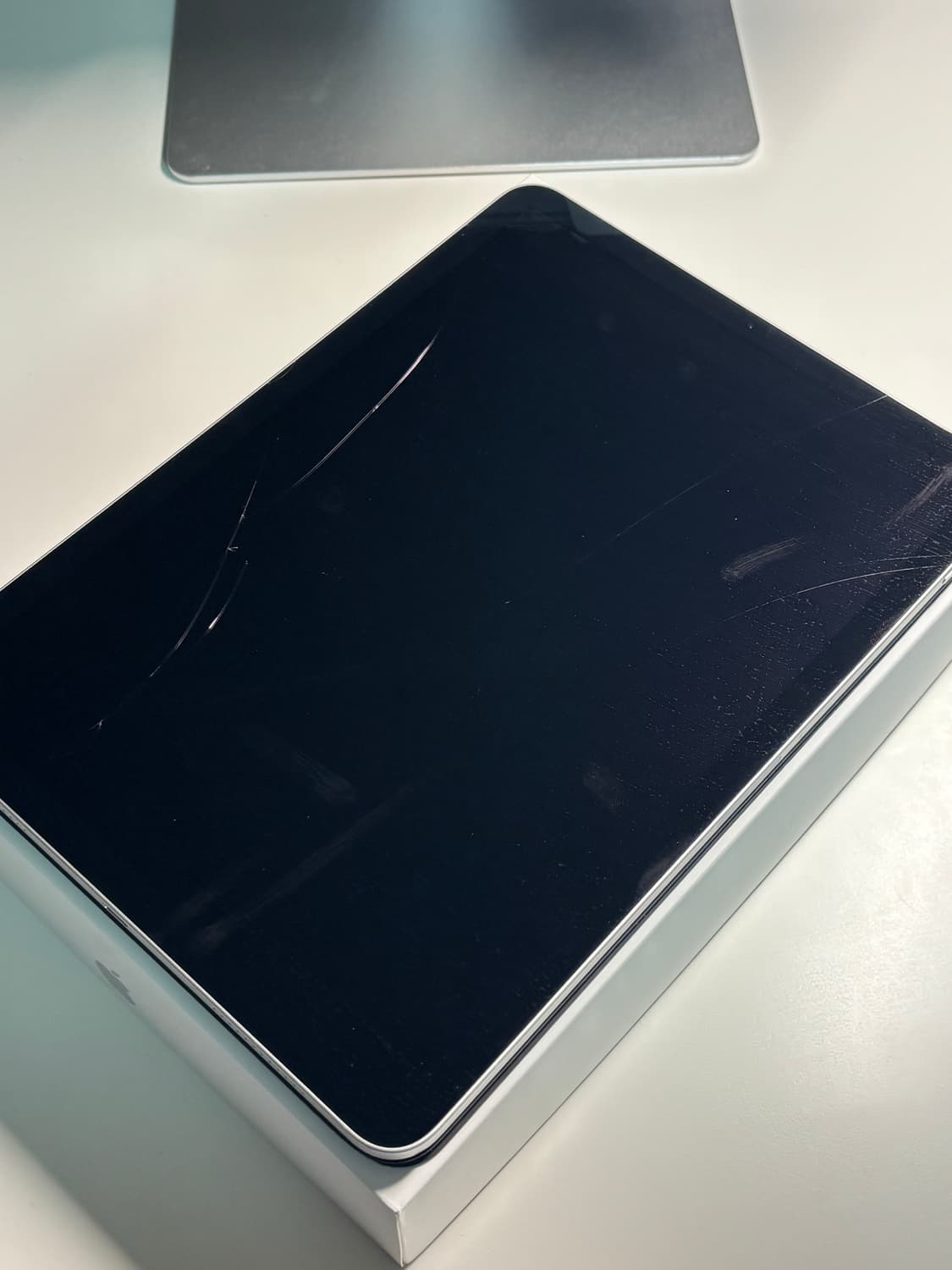 아이패드에어4 64GB 실버 + 스마트폴리오 케이스 상품이미지2